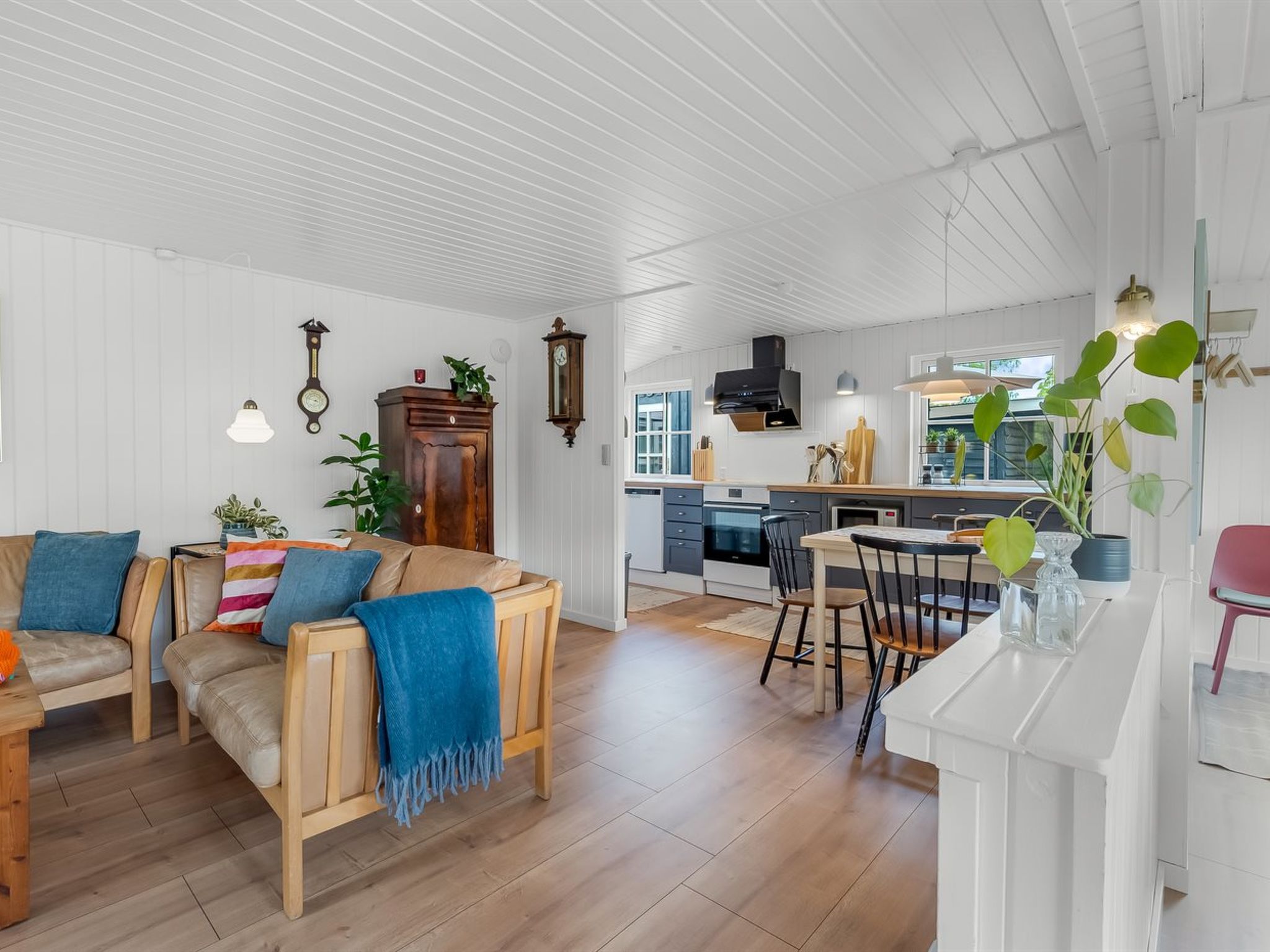 "Antonie" - 700m from the sea - Binnen