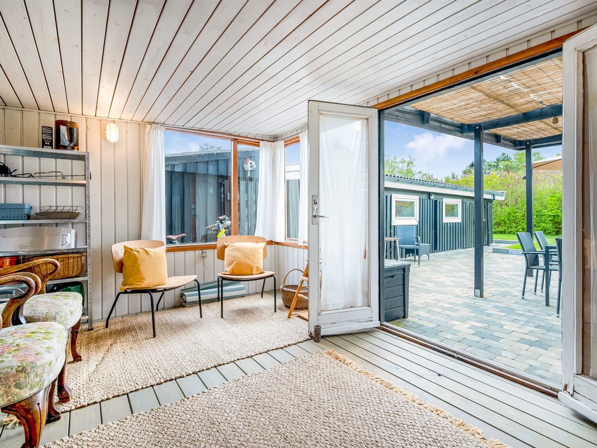 "Antonie" - 700m from the sea - Binnen