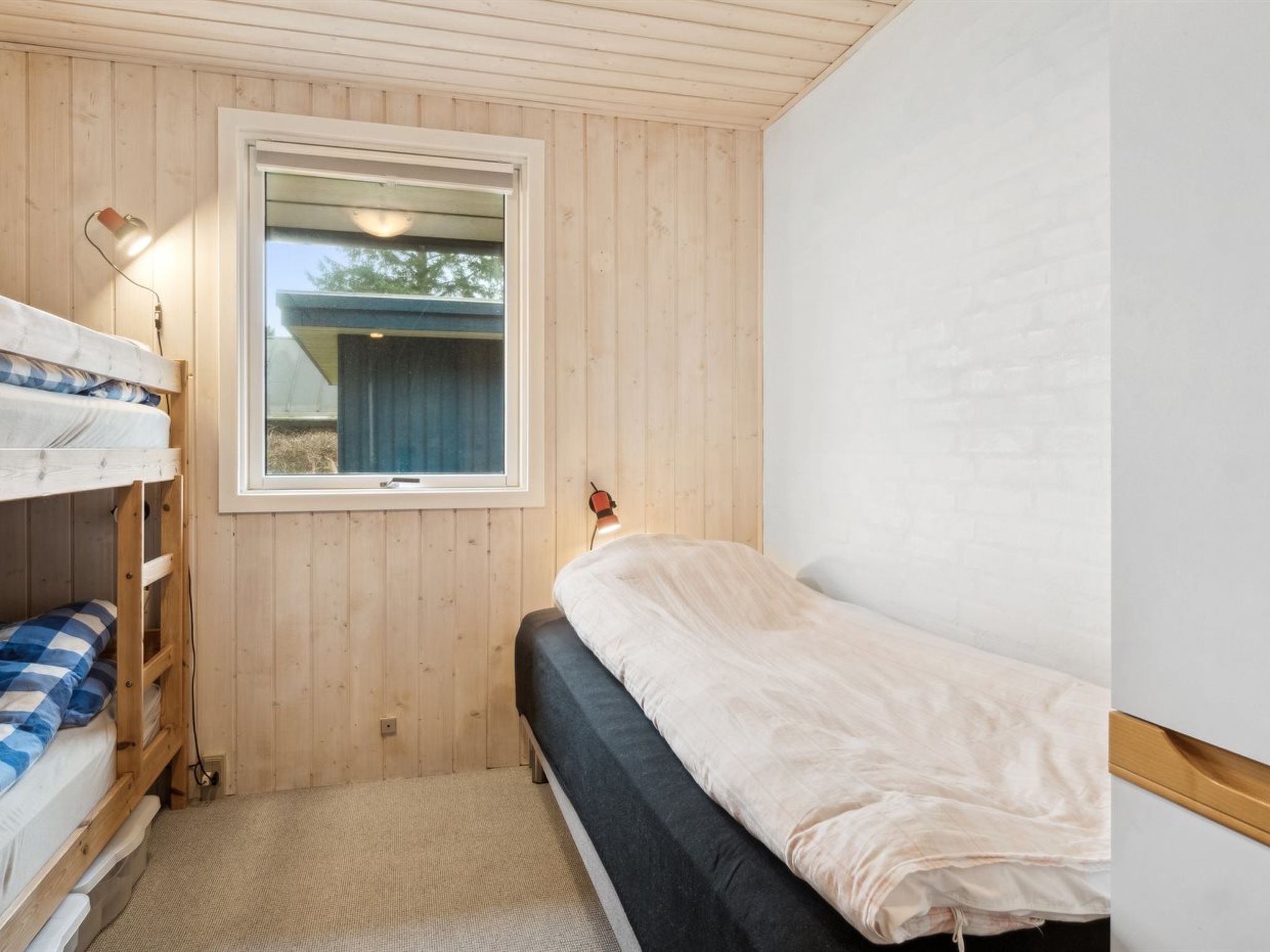 "Naina" - 200m from the sea - Binnen