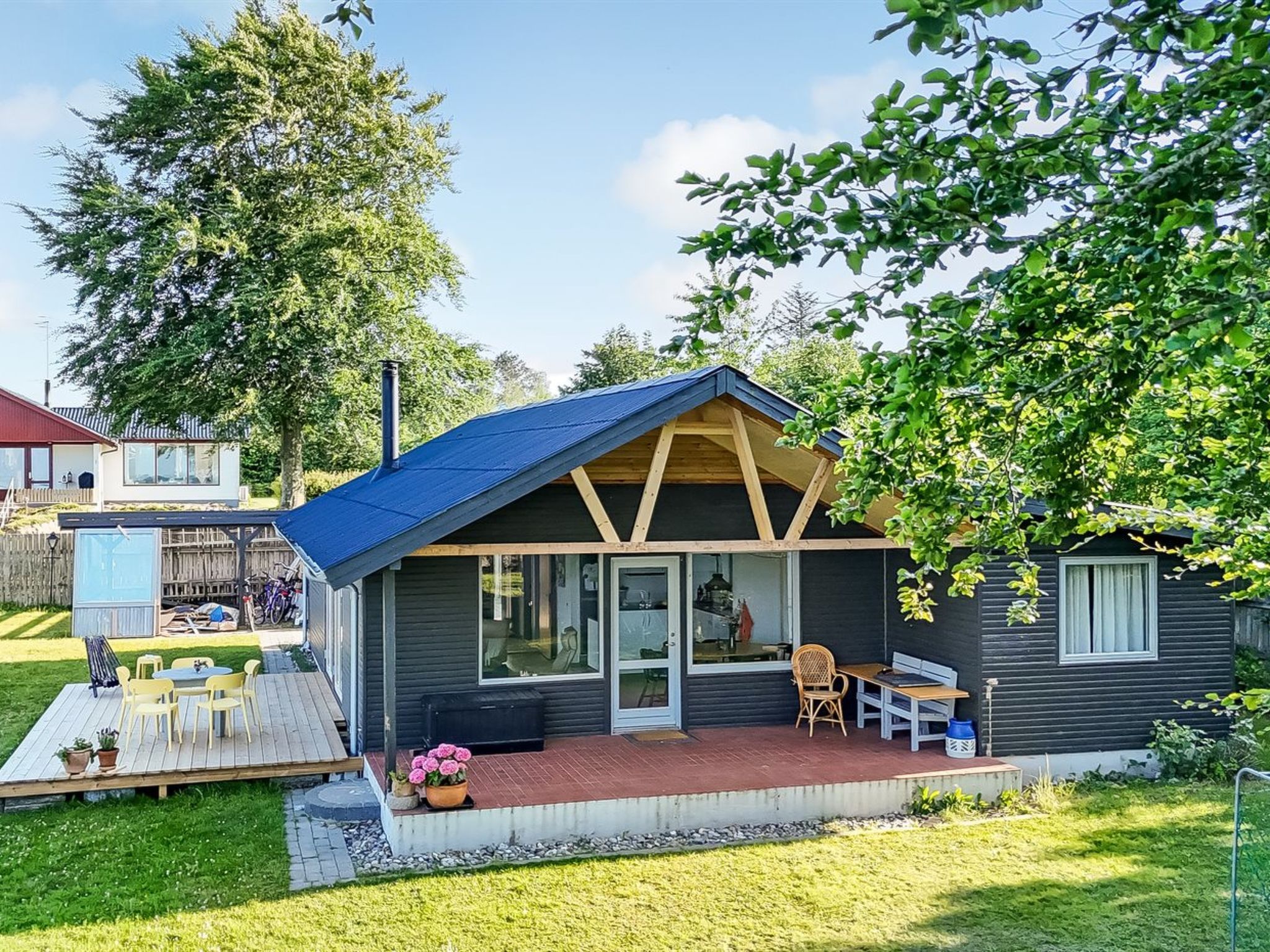 "Meglena" - 250m from the sea-Buiten