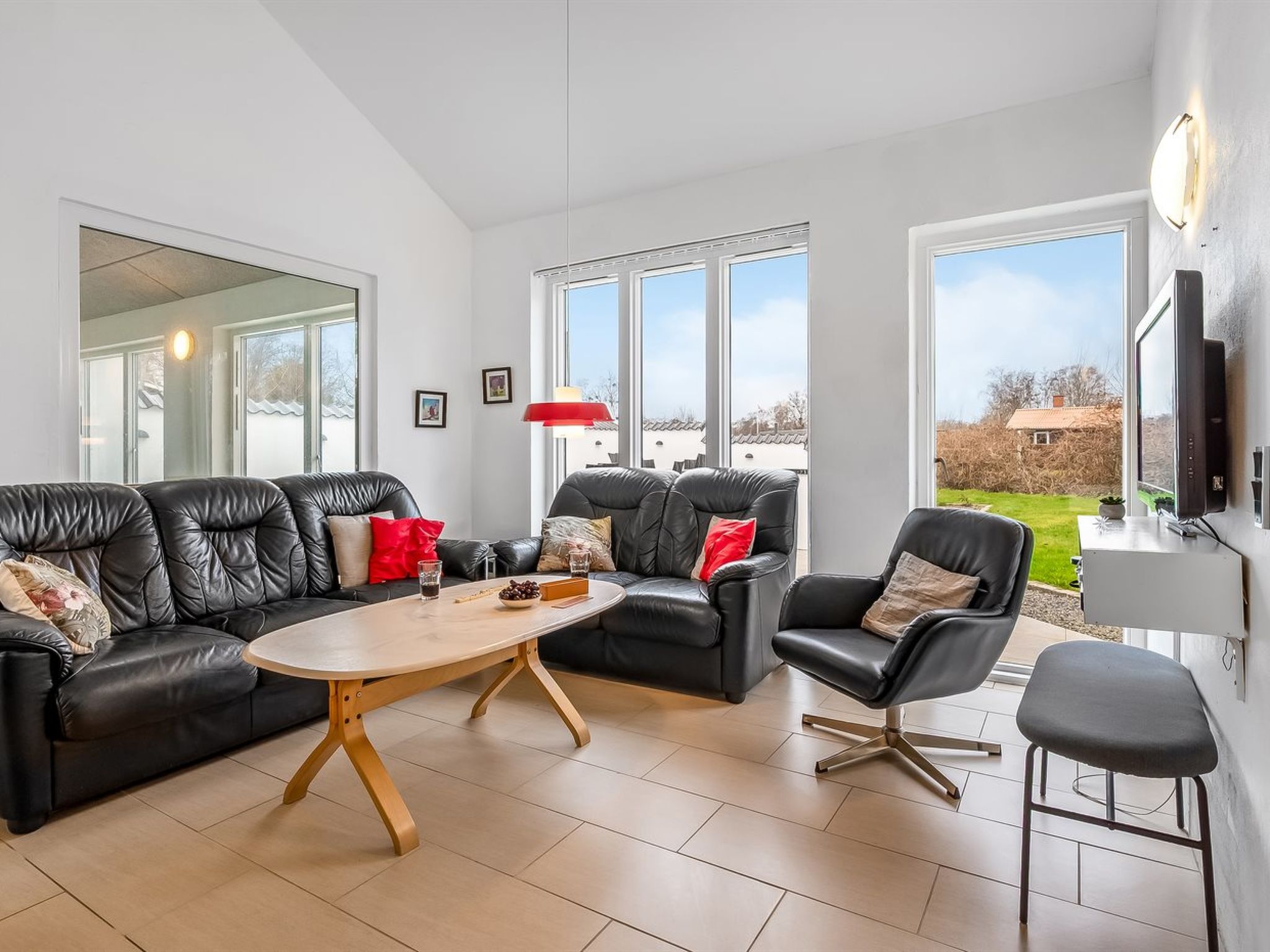 "Synne" - 350m from the sea