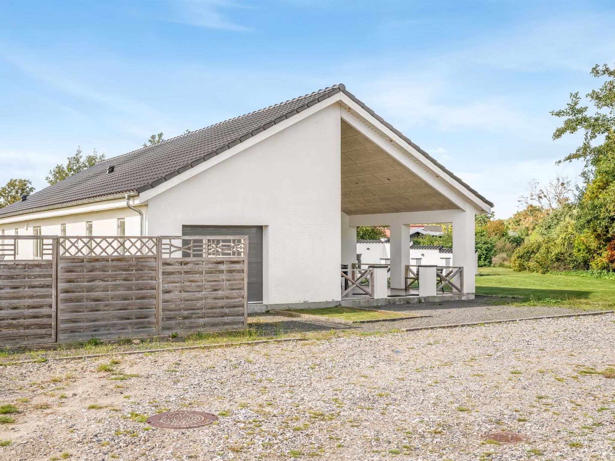 "Synne" - 350m from the sea - Buiten