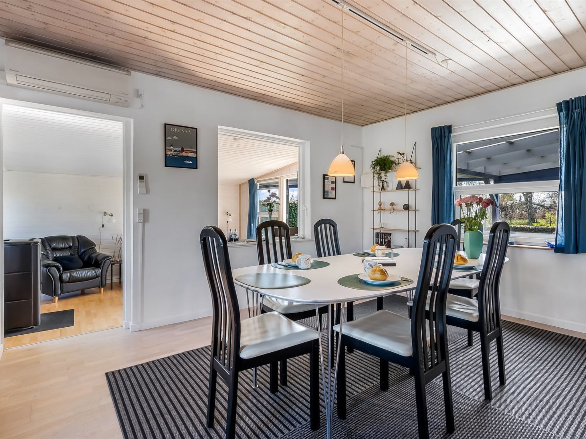 "Nisse" - 300m from the sea - Inside