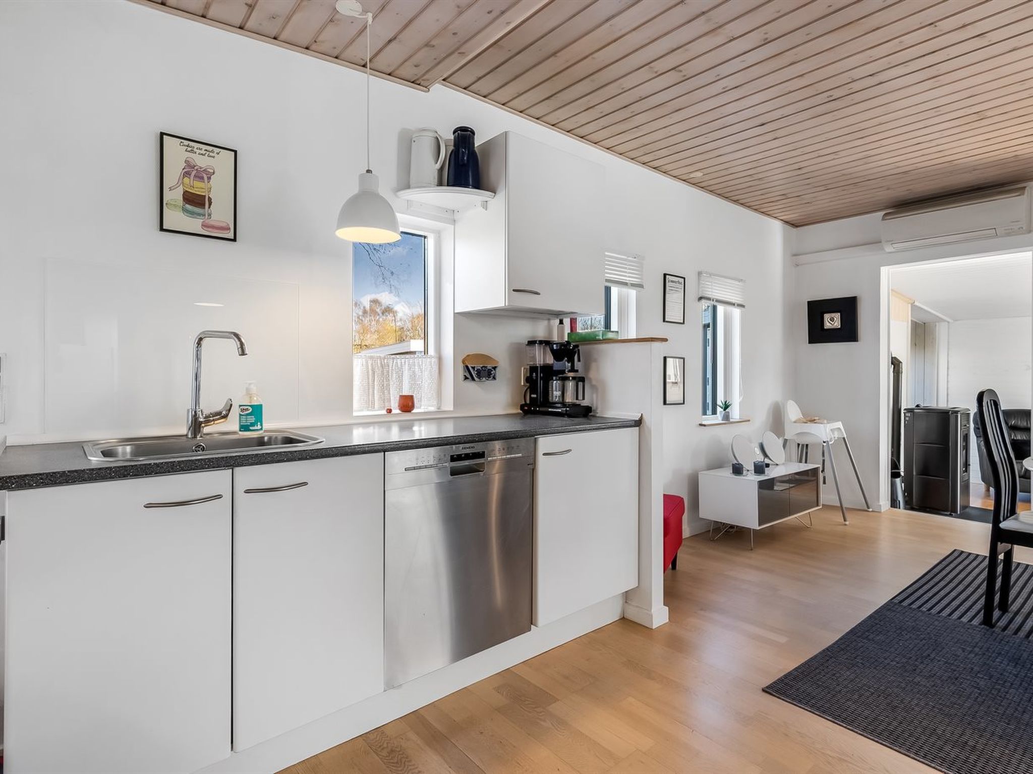 "Nisse" - 300m from the sea - Inside