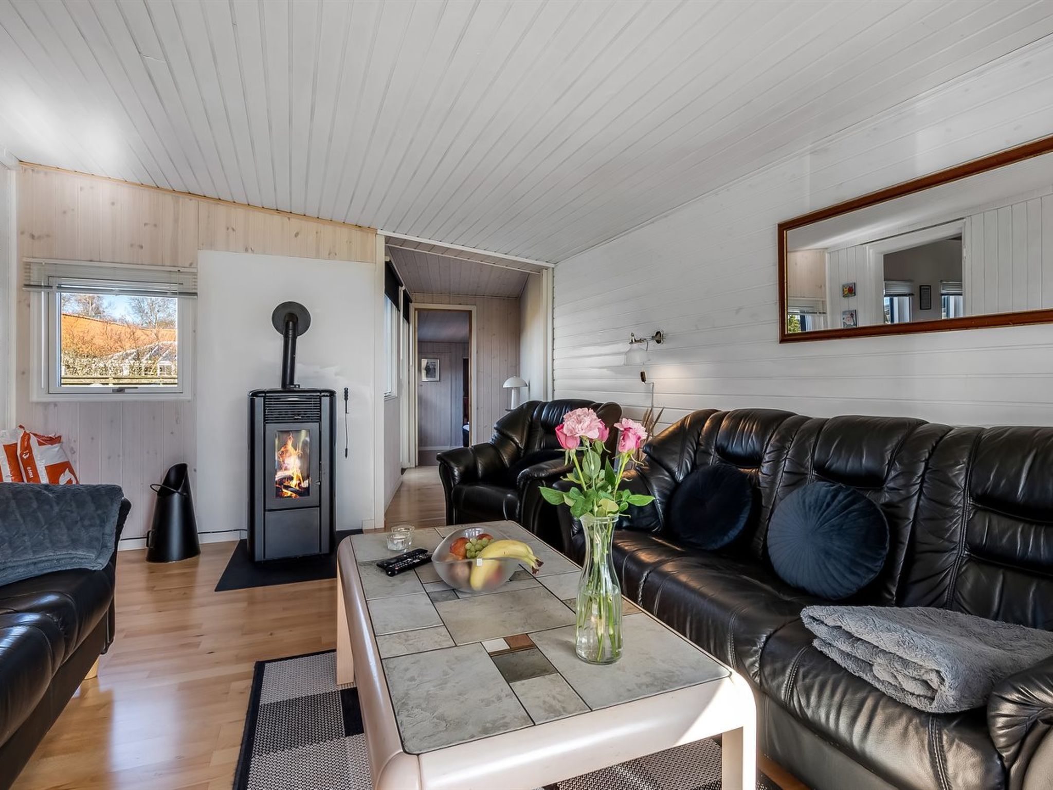 "Nisse" - 300m from the sea - Inside