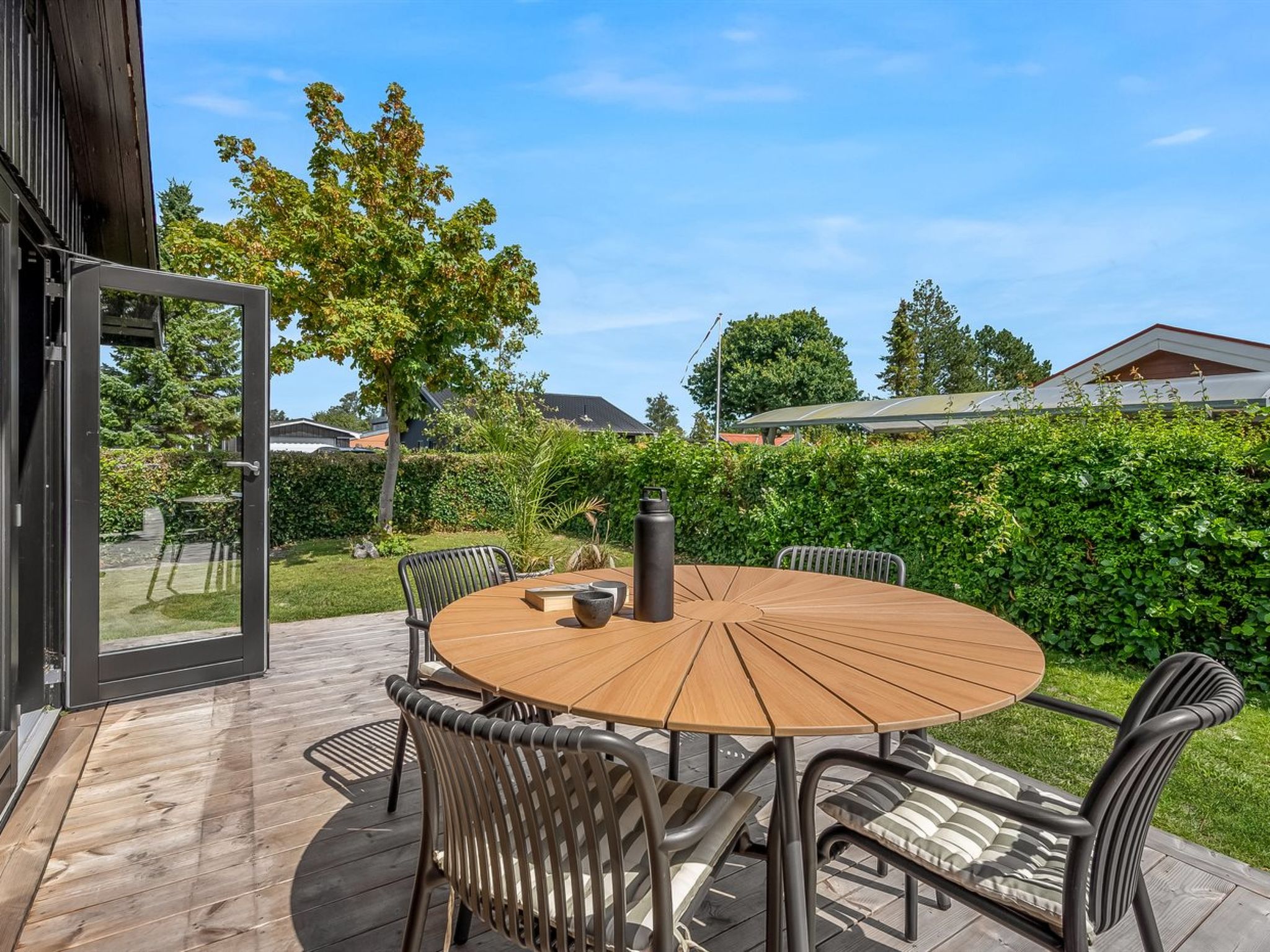 "Varnava" - 300m from the sea - Buiten