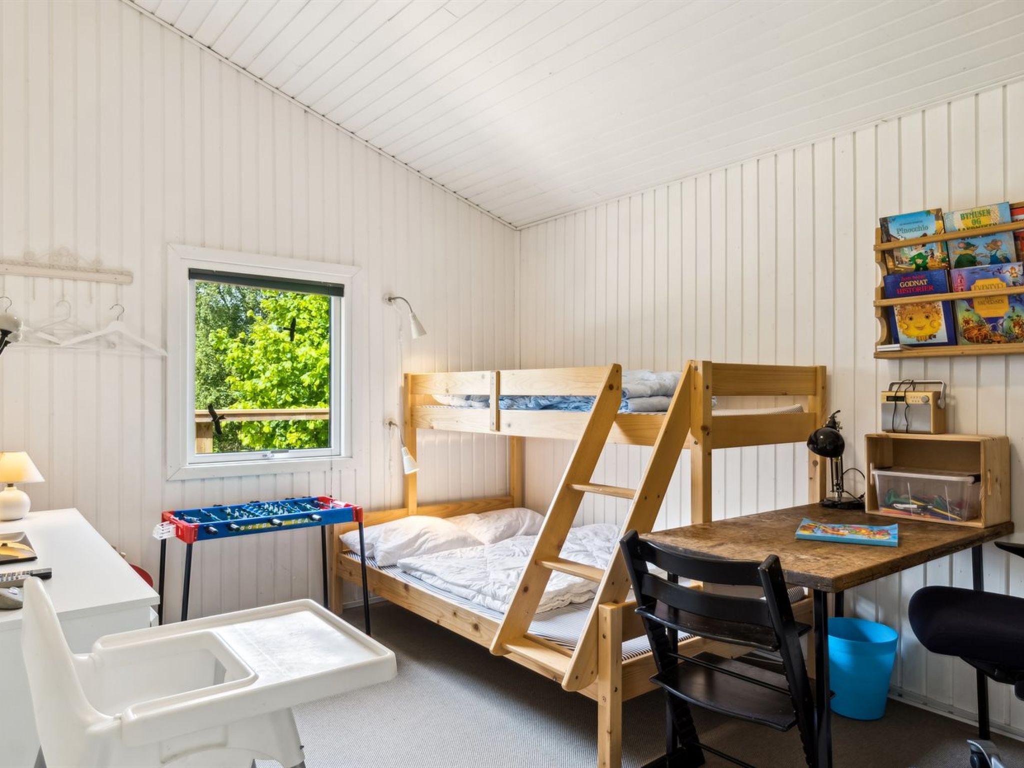 "Reika" - 1km from the sea - Binnen