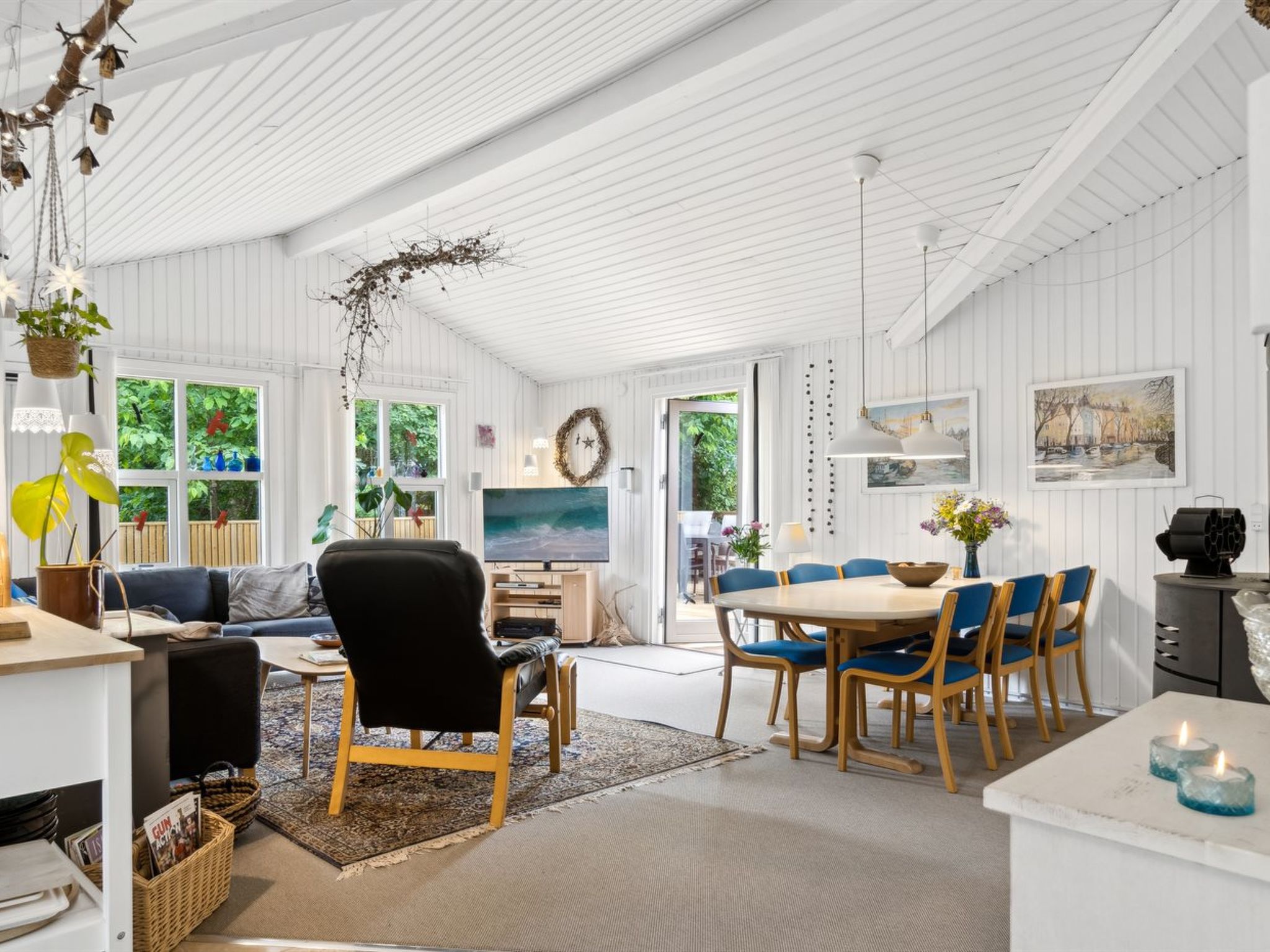 "Reika" - 1km from the sea - Binnen