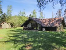 "Melba" - 8km from the sea