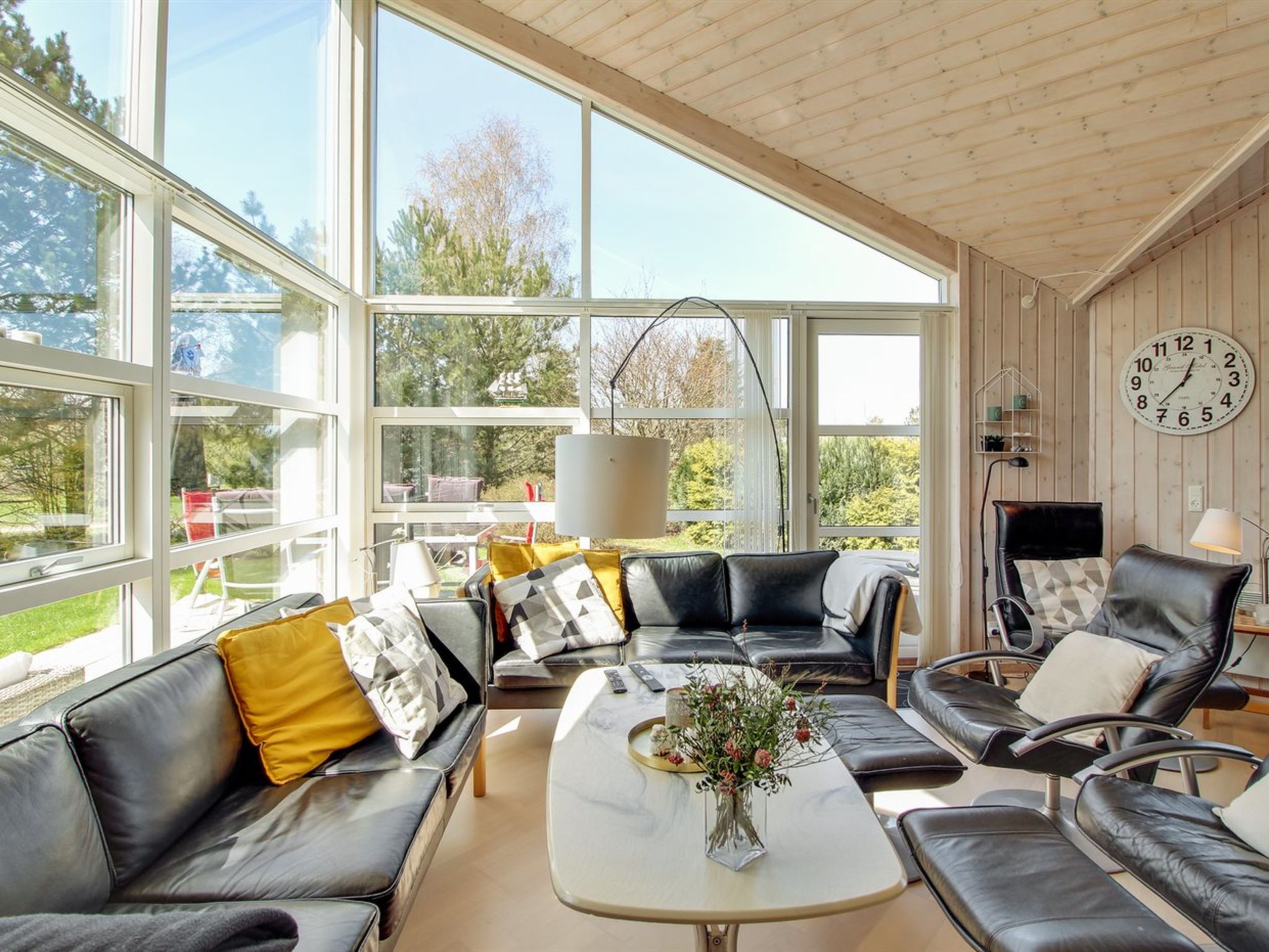 "Arold" - 800m from the sea-Binnen