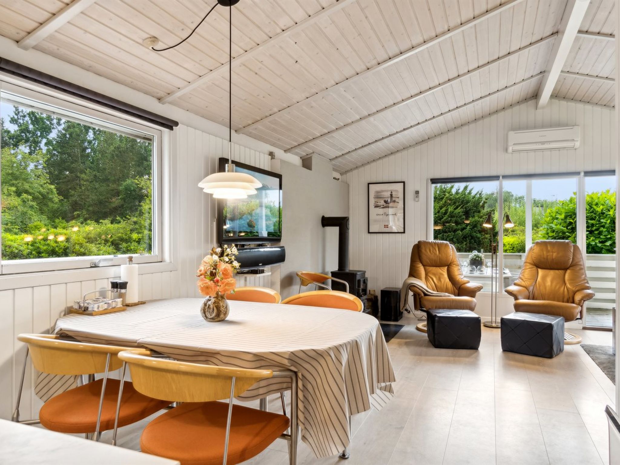"Imre" - 300m from the sea - Binnen