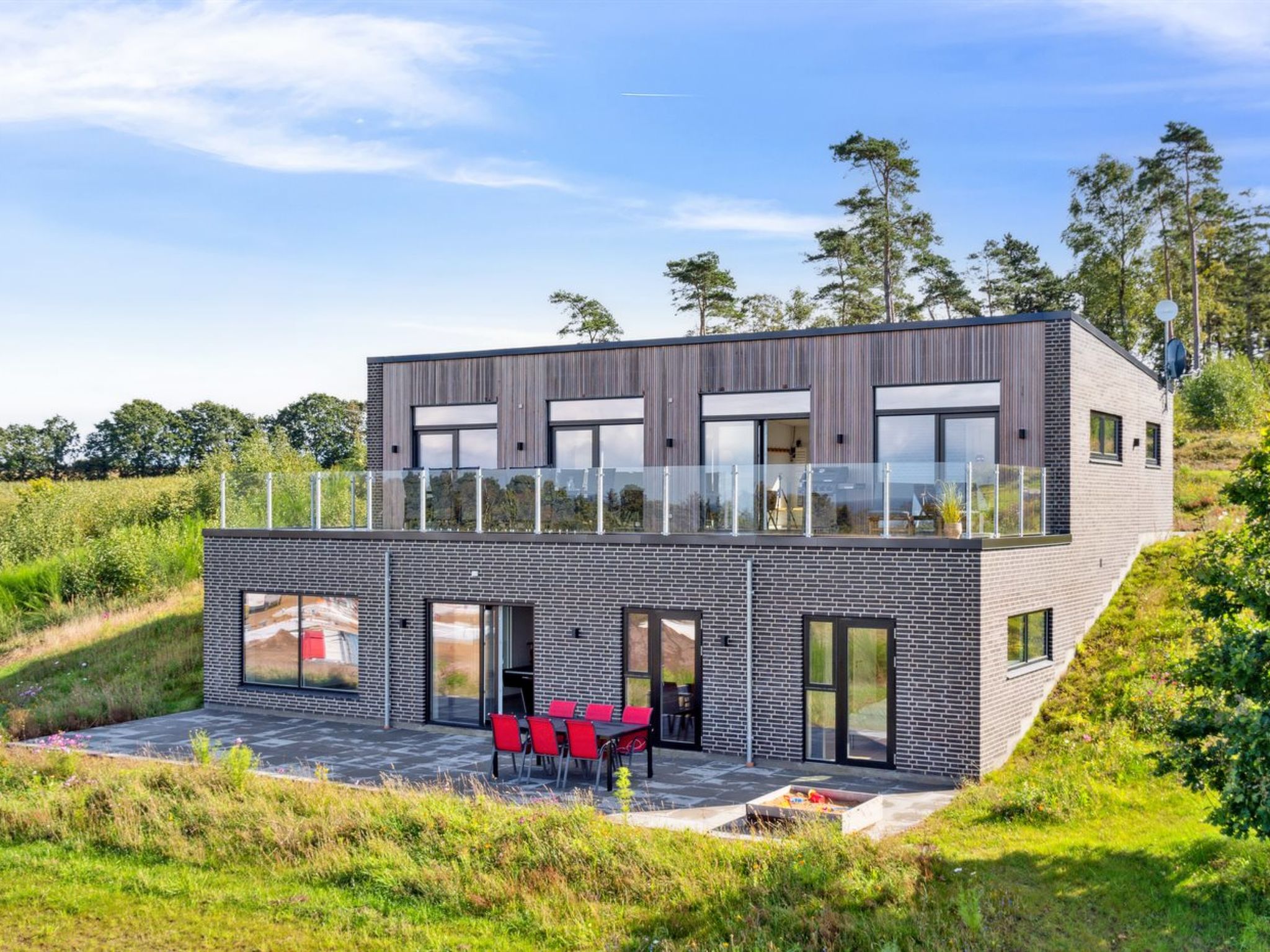 "Ann" - 1.3km from the sea