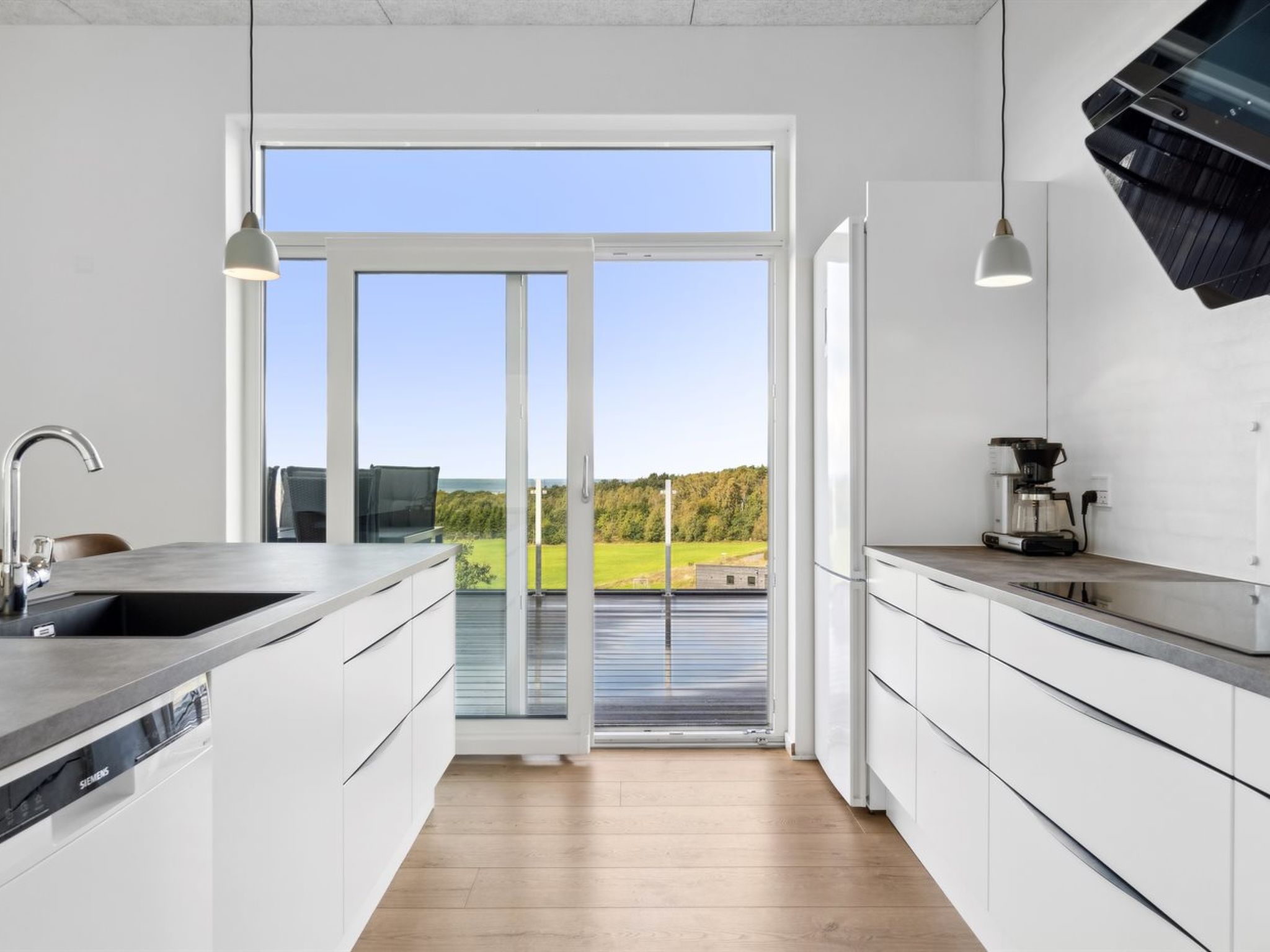 "Ann" - 1.3km from the sea - Binnen
