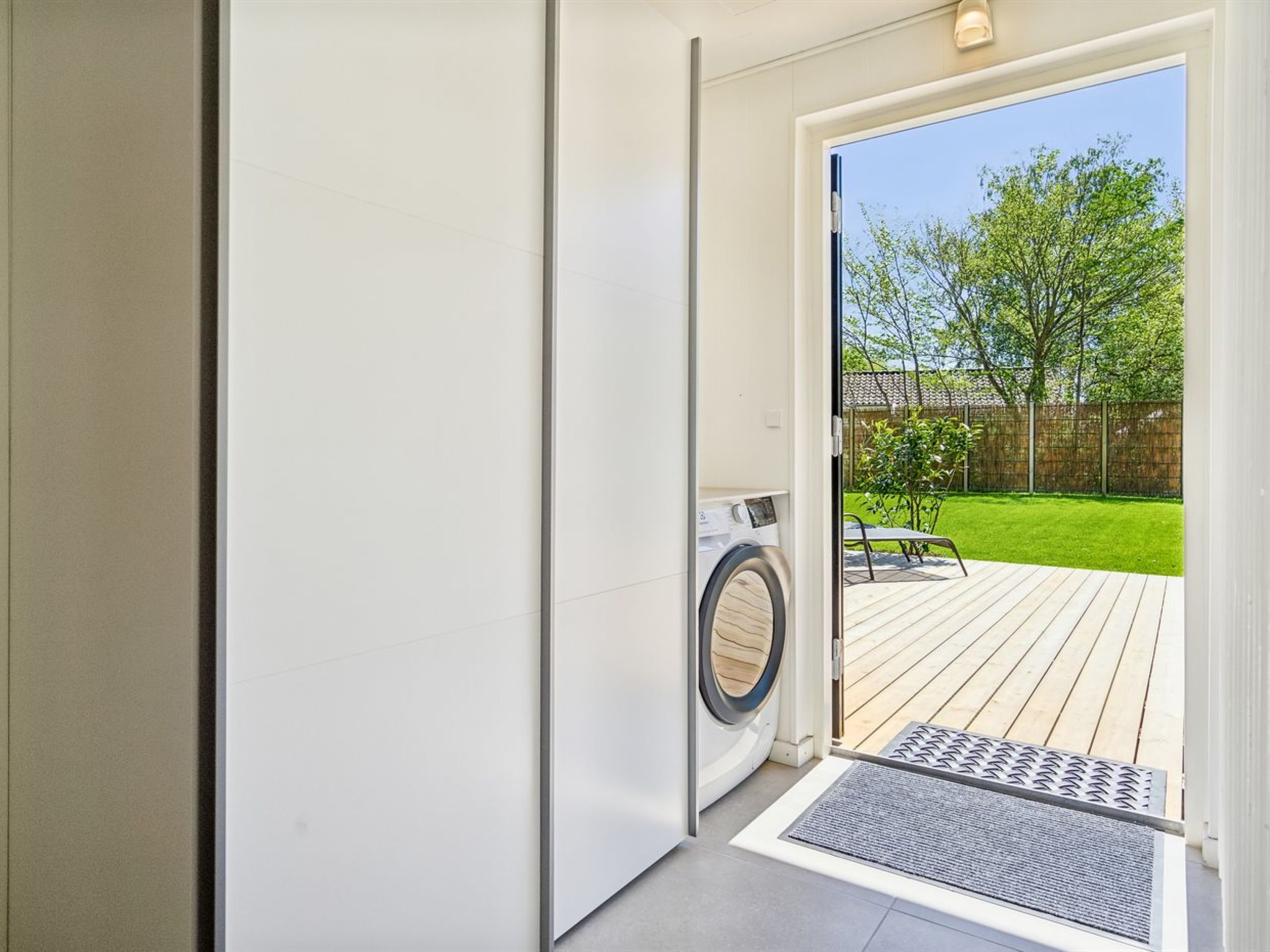 "Roze" - 450m from the sea-Binnen