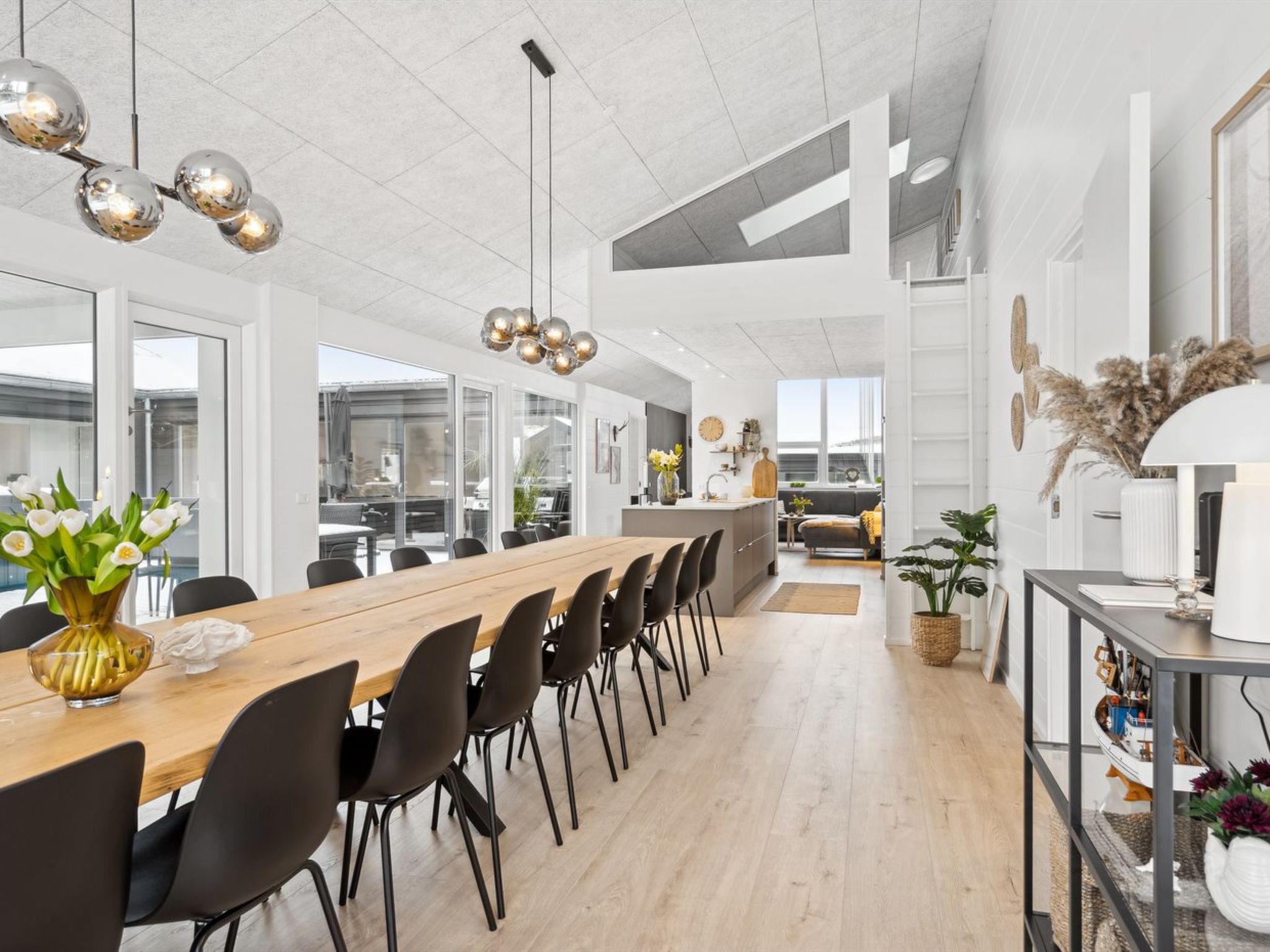 "Lanessa" - 800m from the sea - Binnen