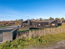 22-persoons vakantiehuis in Glesborg met whirlpool en nabij zee - thumbnail 4