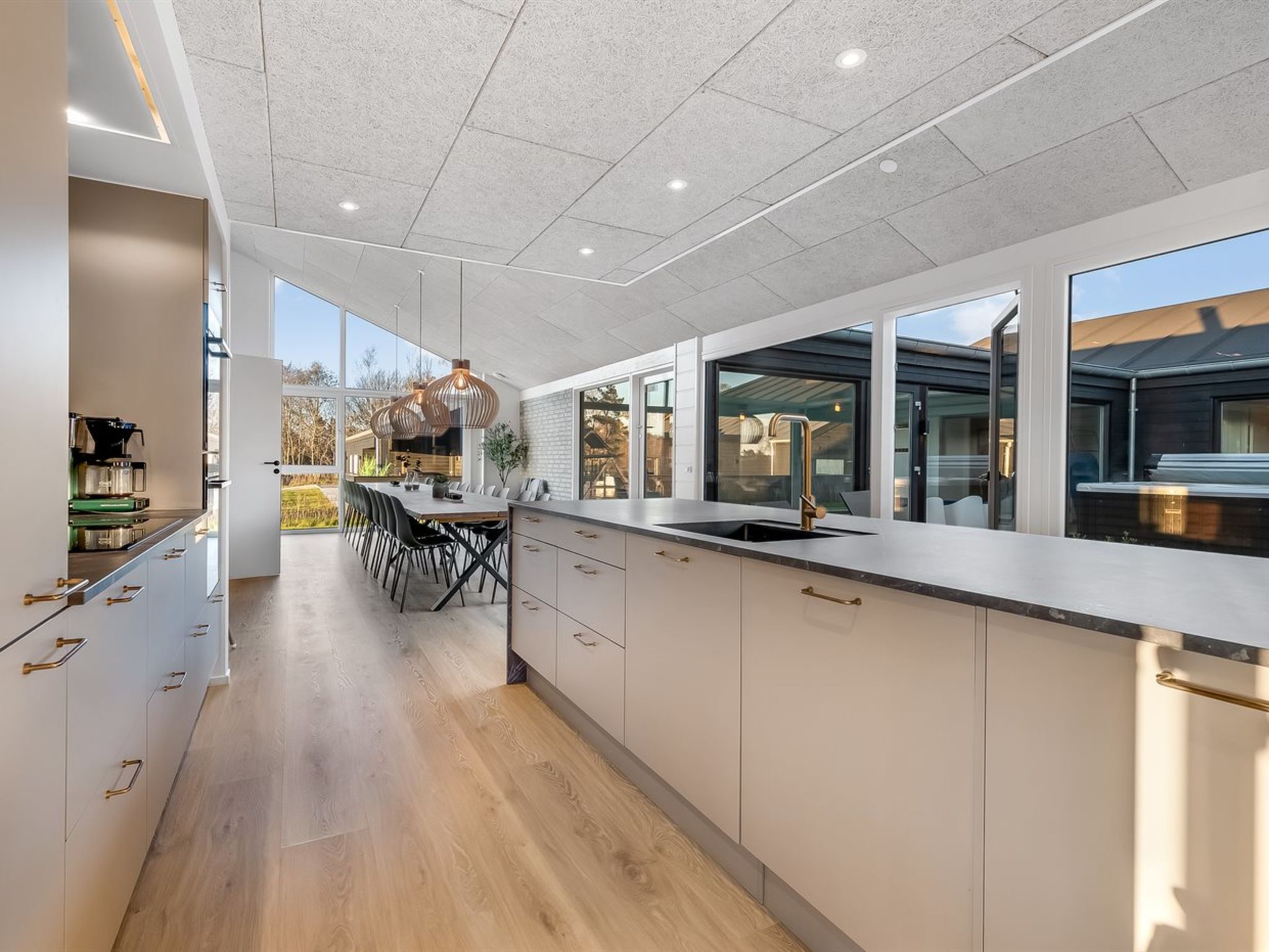 "Hana" - 800m from the sea-Drinnen