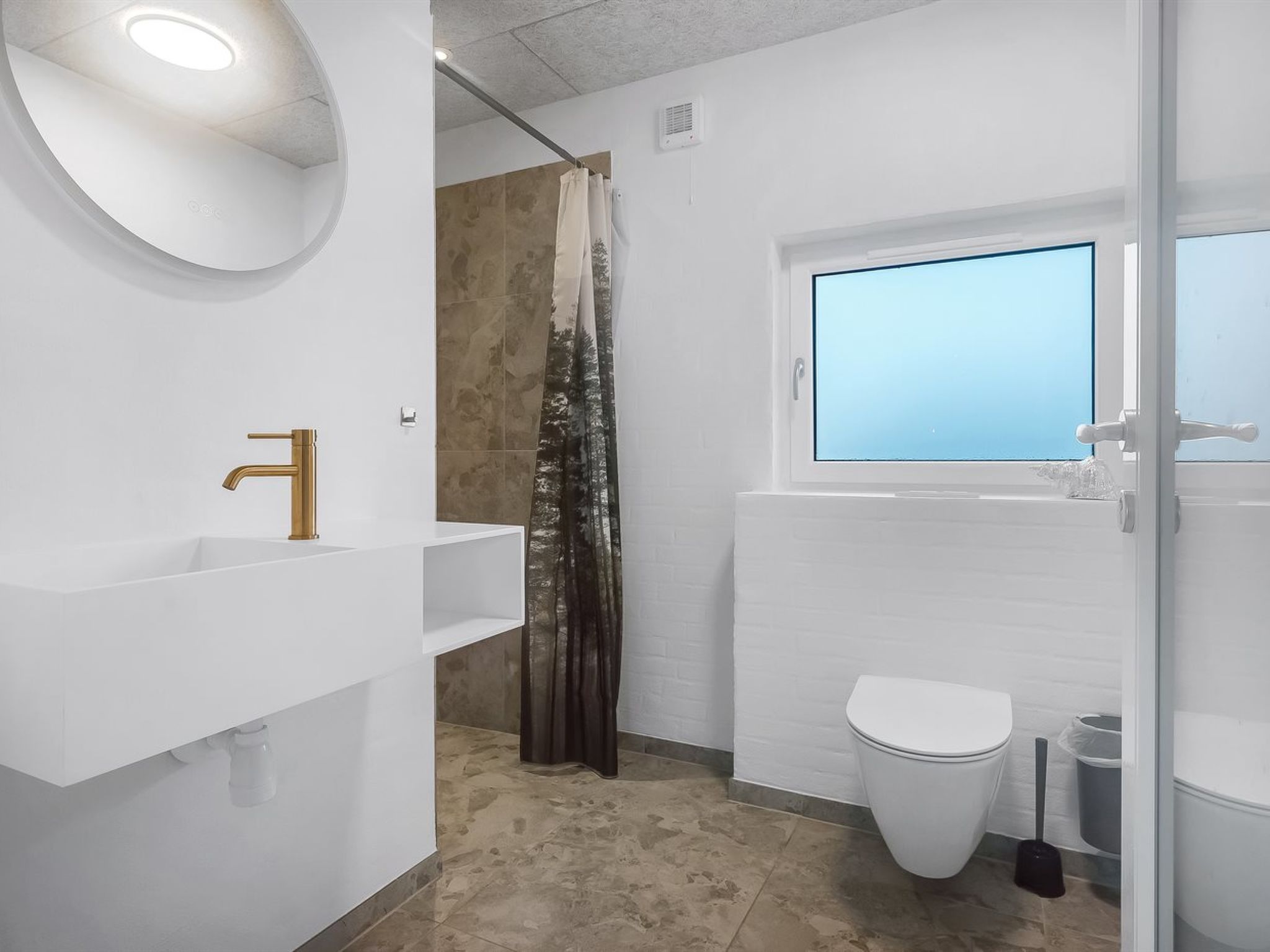 "Hana" - 800m from the sea-Drinnen