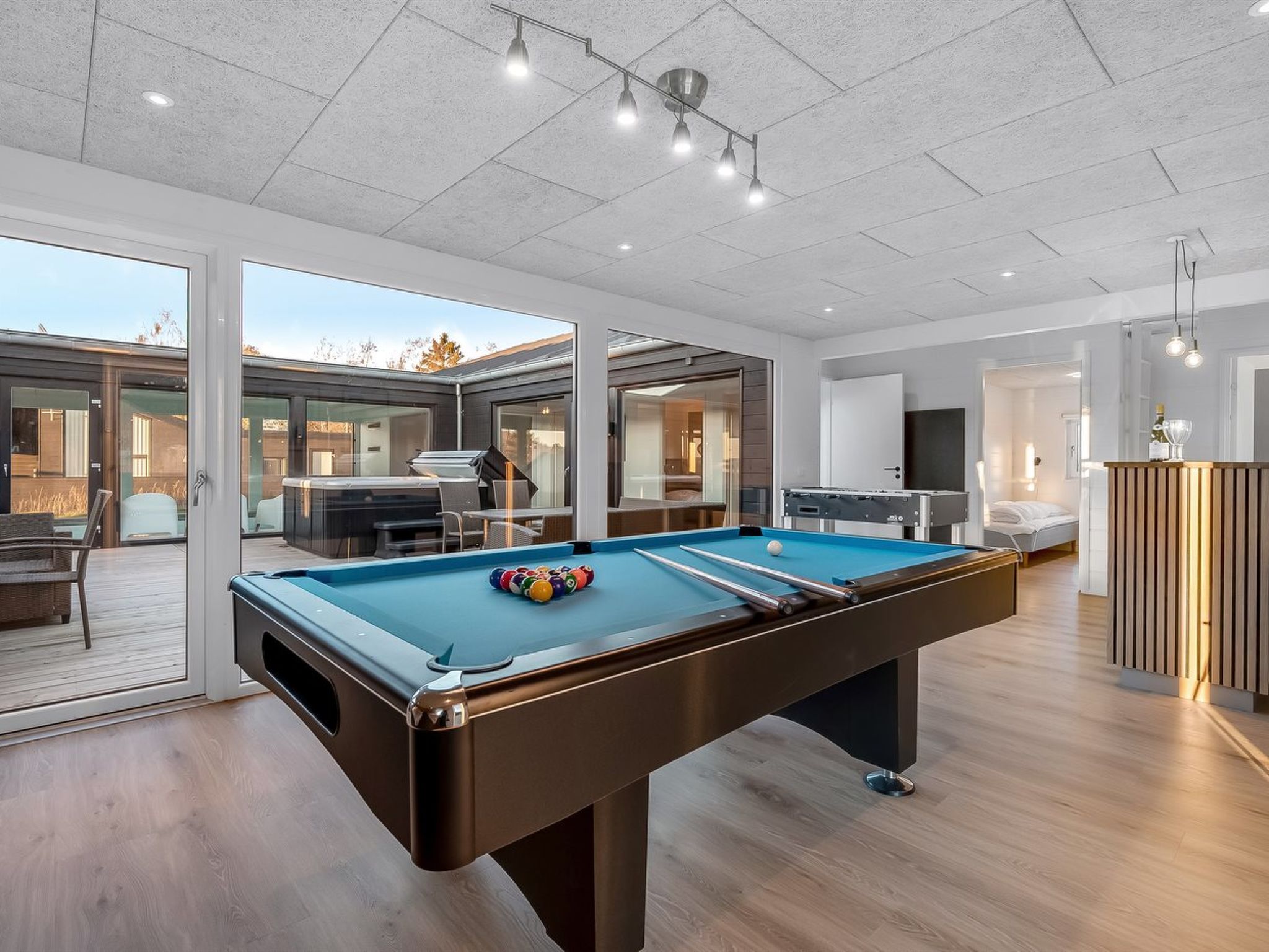 "Hana" - 800m from the sea-Drinnen