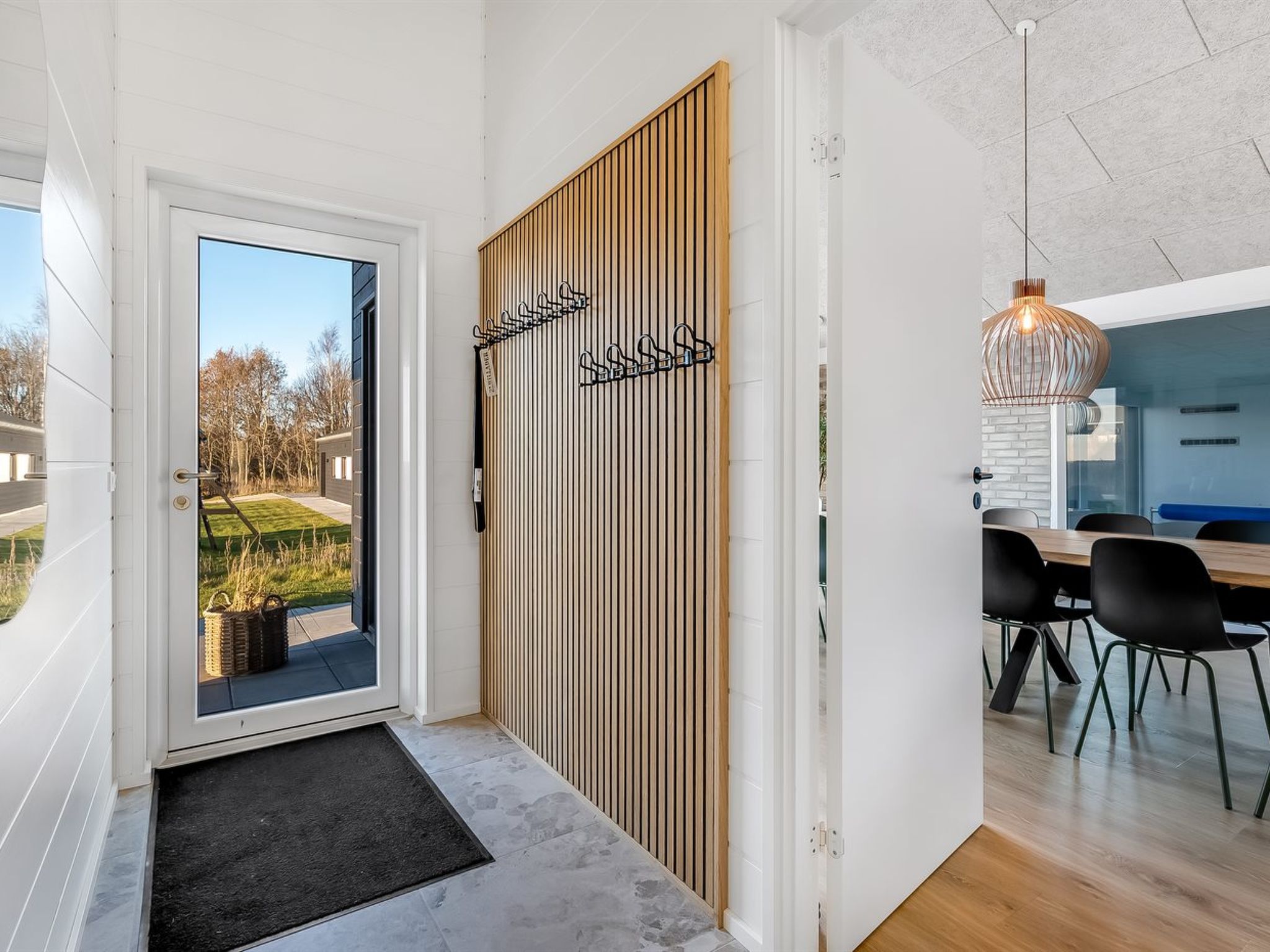 "Hana" - 800m from the sea-Drinnen