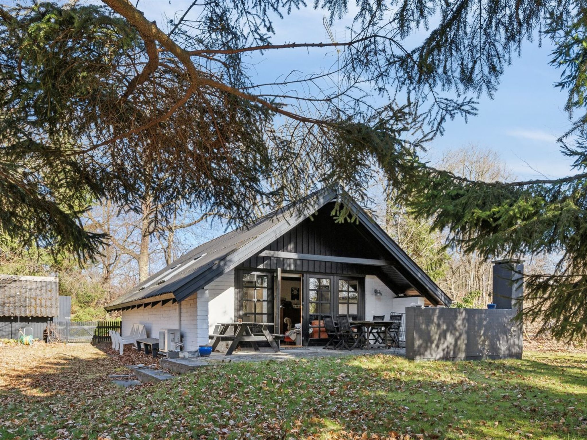 "Armgard" - 600m from the sea