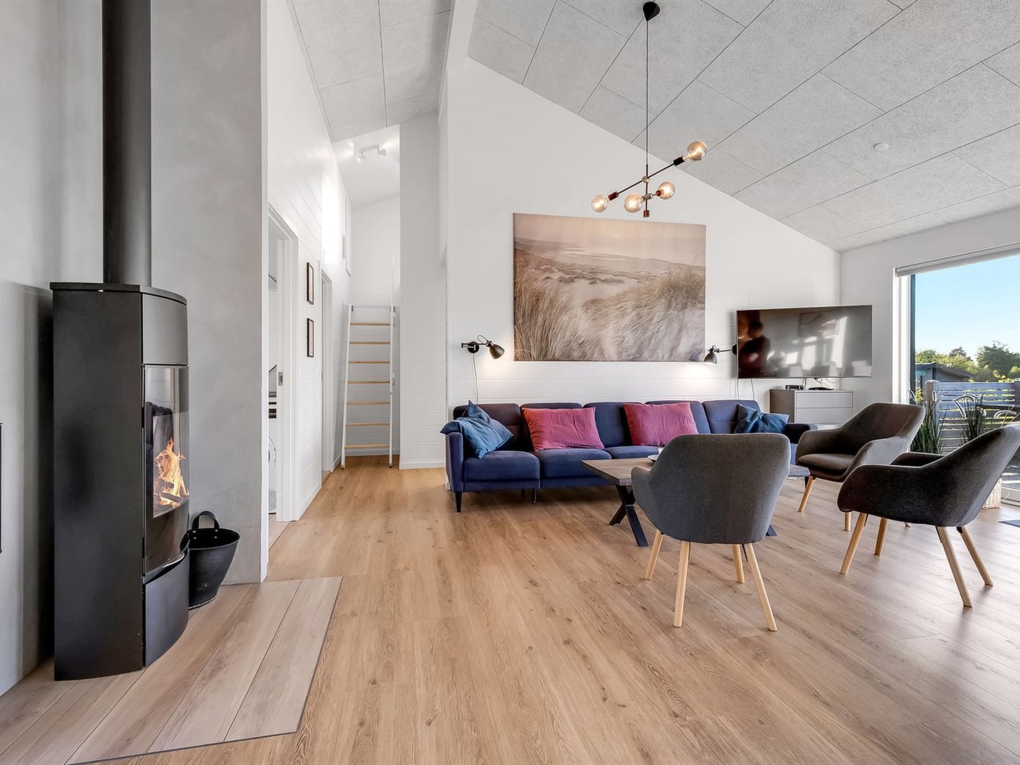 "Finulf" - 300m from the sea