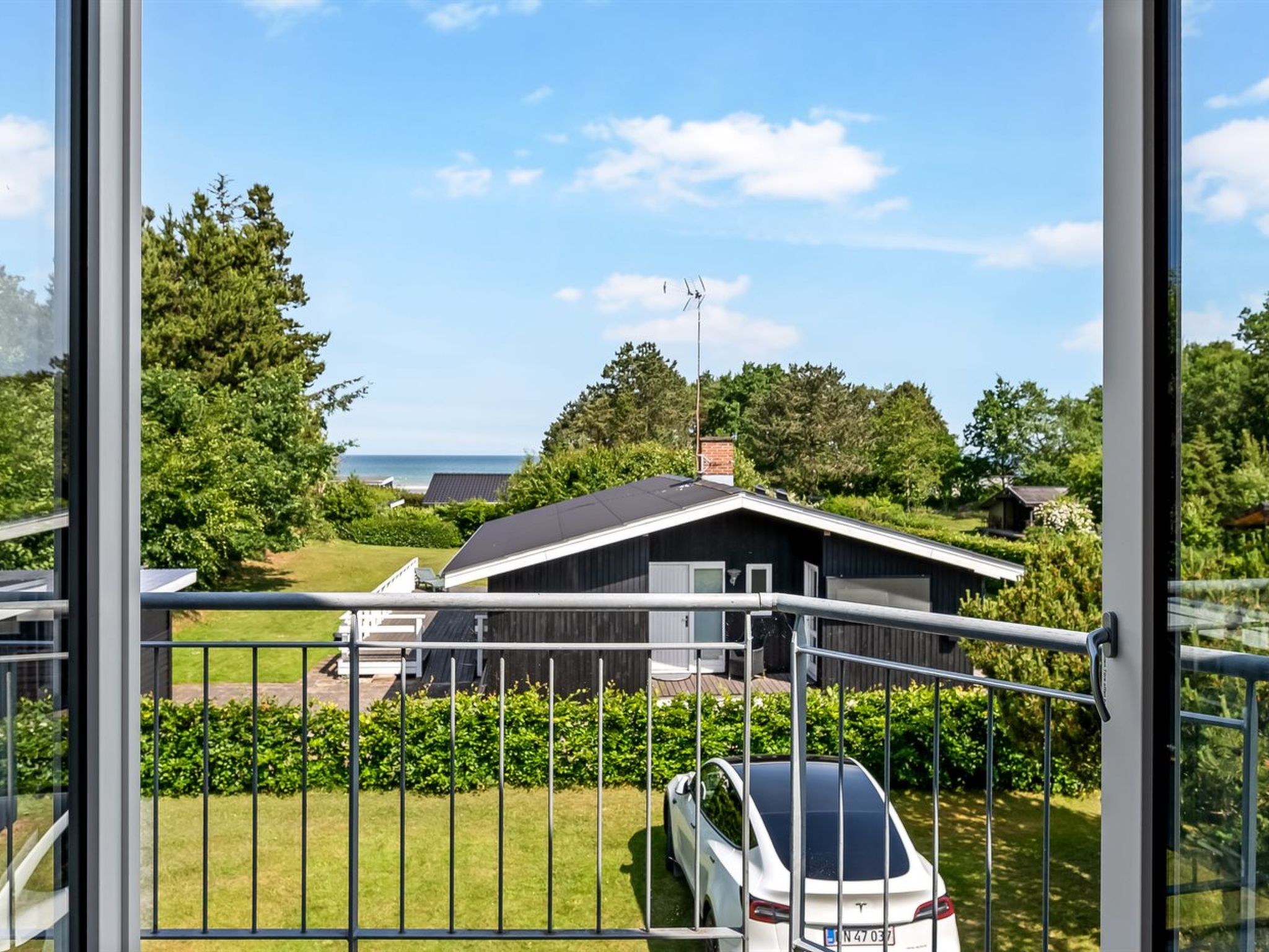 "Hekla" - 150m from the sea
