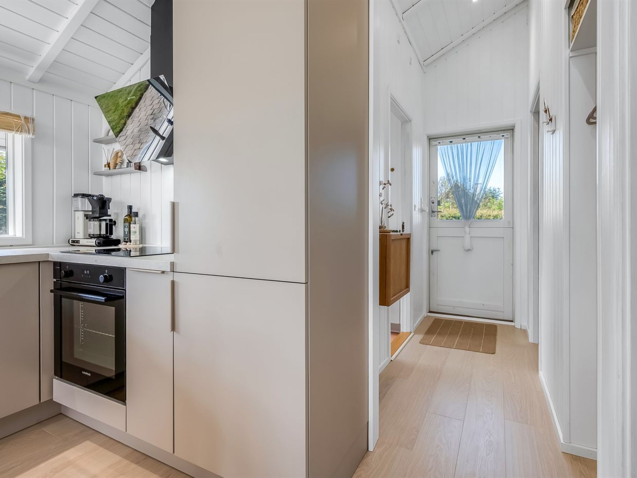 "Kristanna" - 1.2km from the sea - Binnen