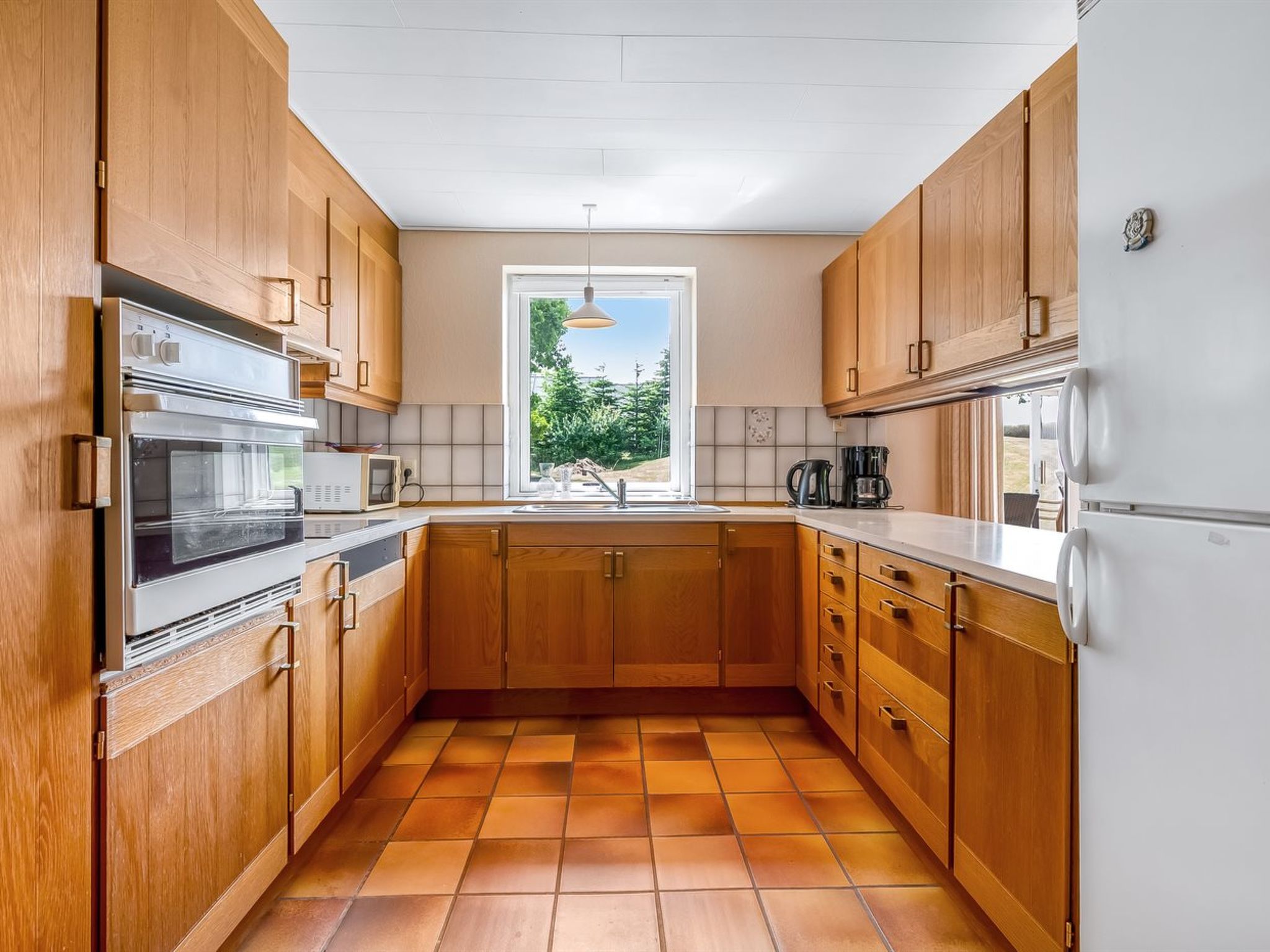 "Aagot" - 250m from the sea - Binnen