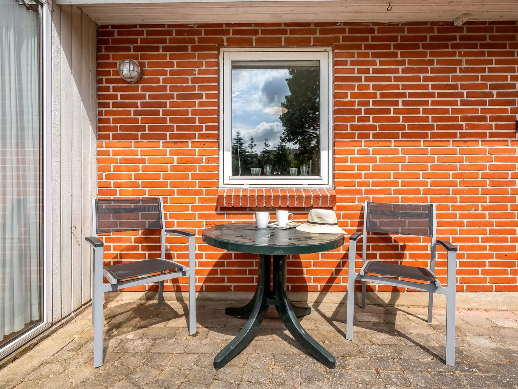 "Aagot" - 250m from the sea - Buiten