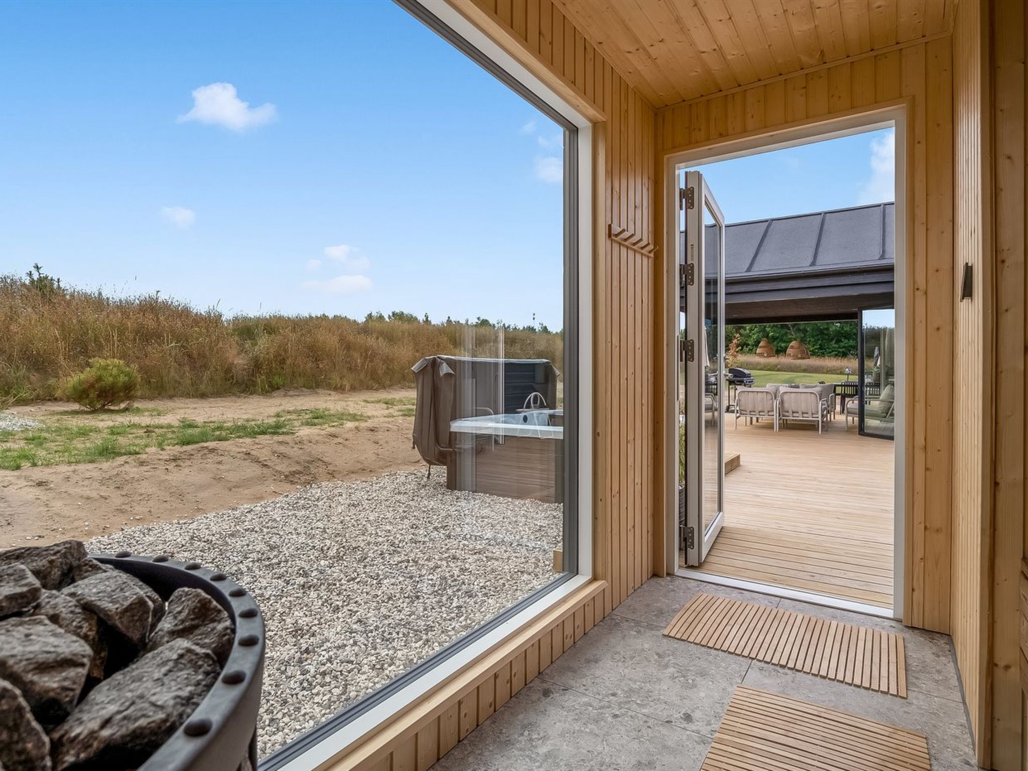 "Tayara" - 900m from the sea - Buiten