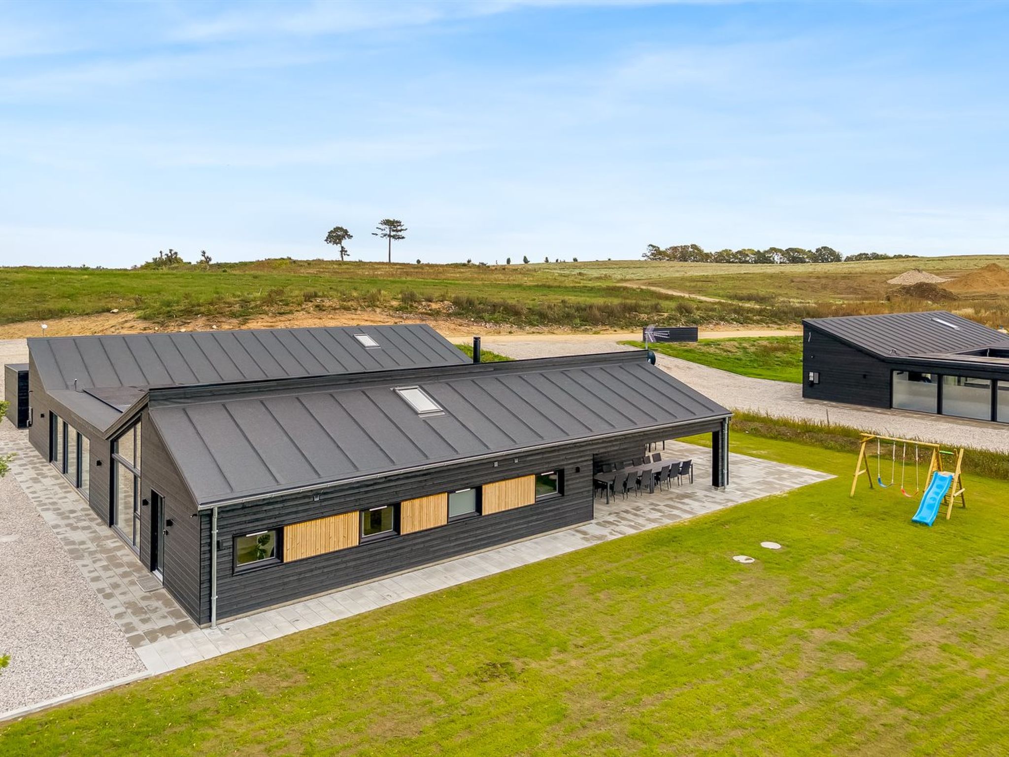 "Filippine" - 800m from the sea