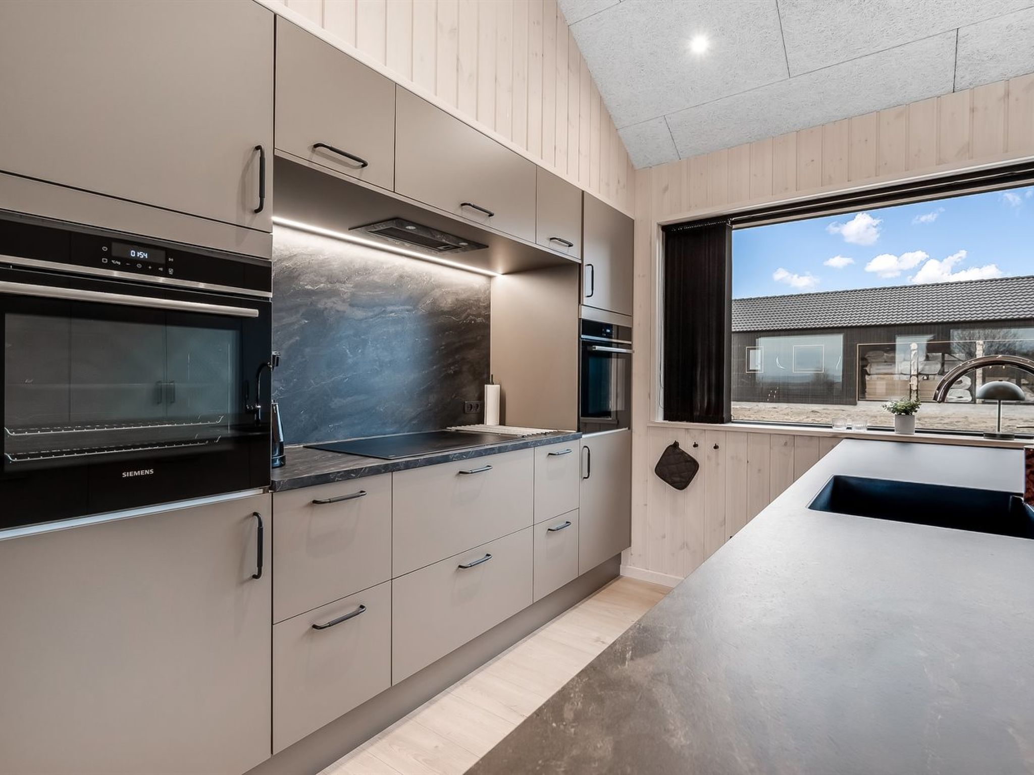"Gustaf" - 800m from the sea - Binnen