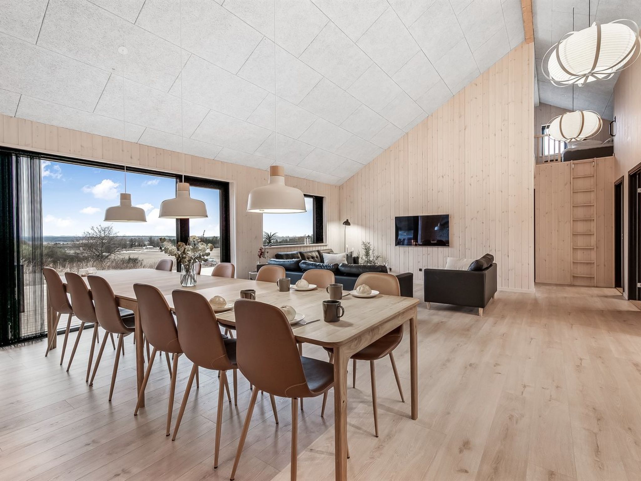 "Gustaf" - 800m from the sea - Binnen