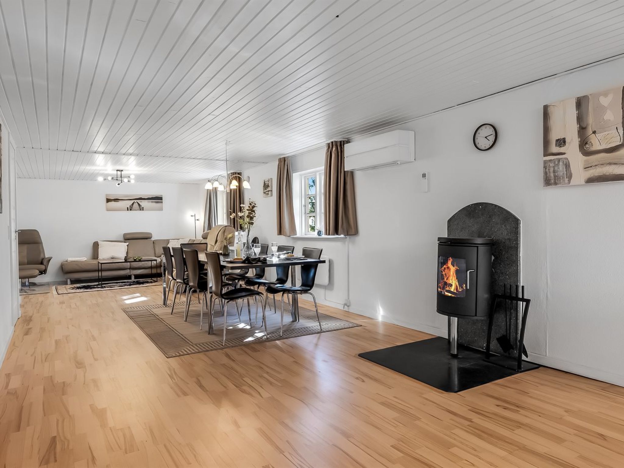 "Senija" - 6.5km from the sea-Binnen