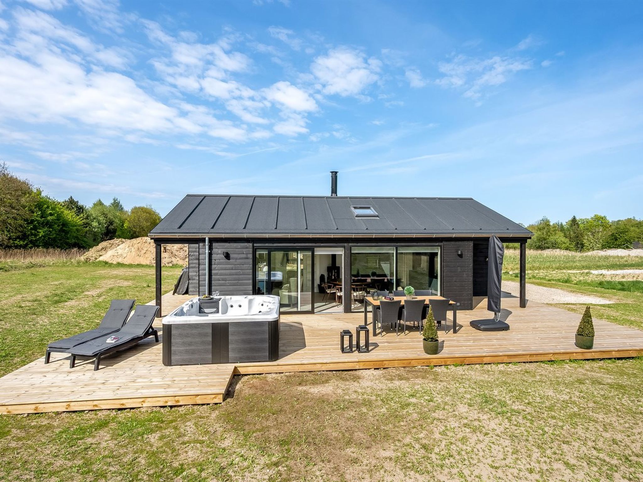 "Junis" - 900m from the sea