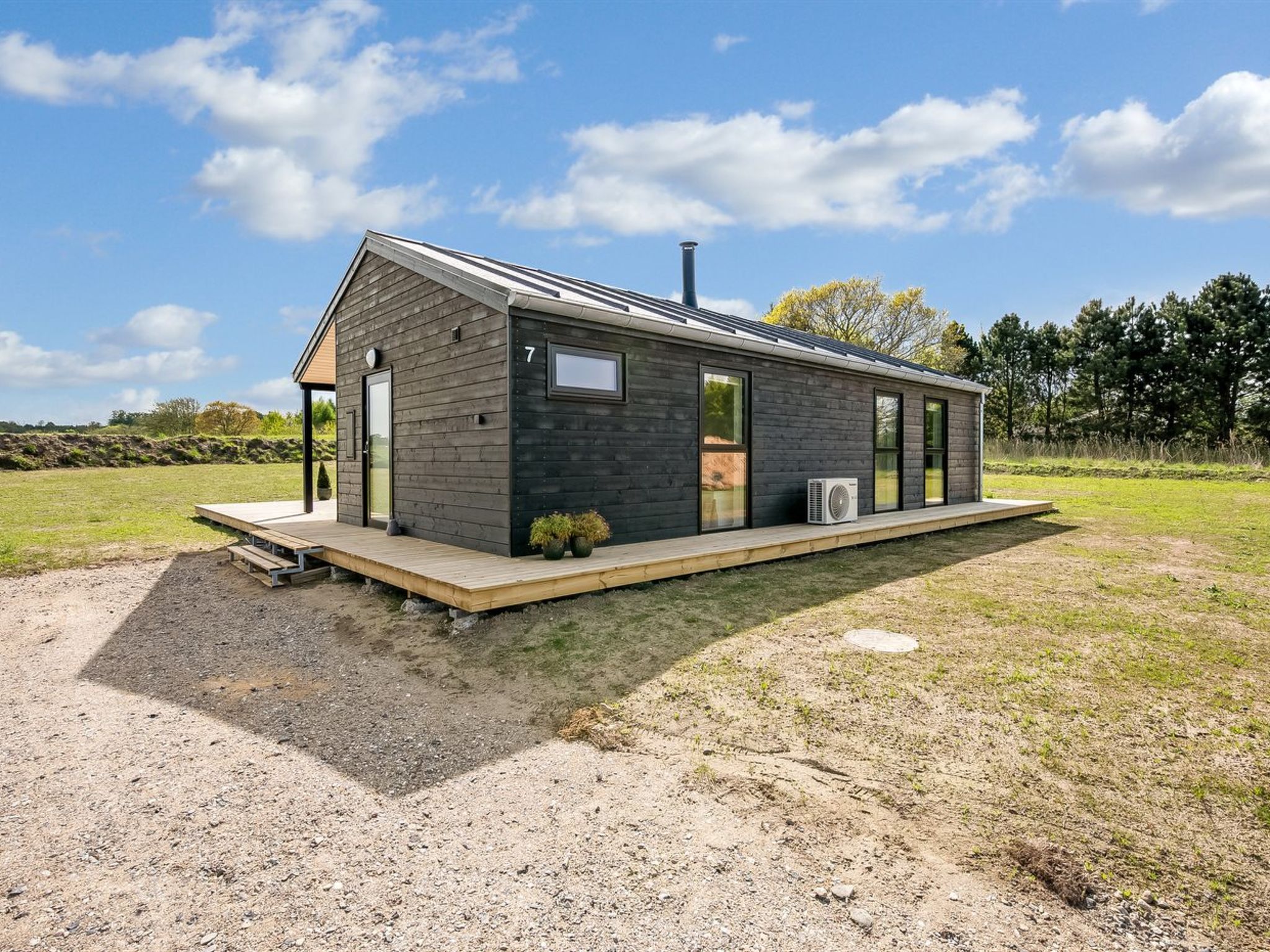 "Junis" - 900m from the sea - Buiten