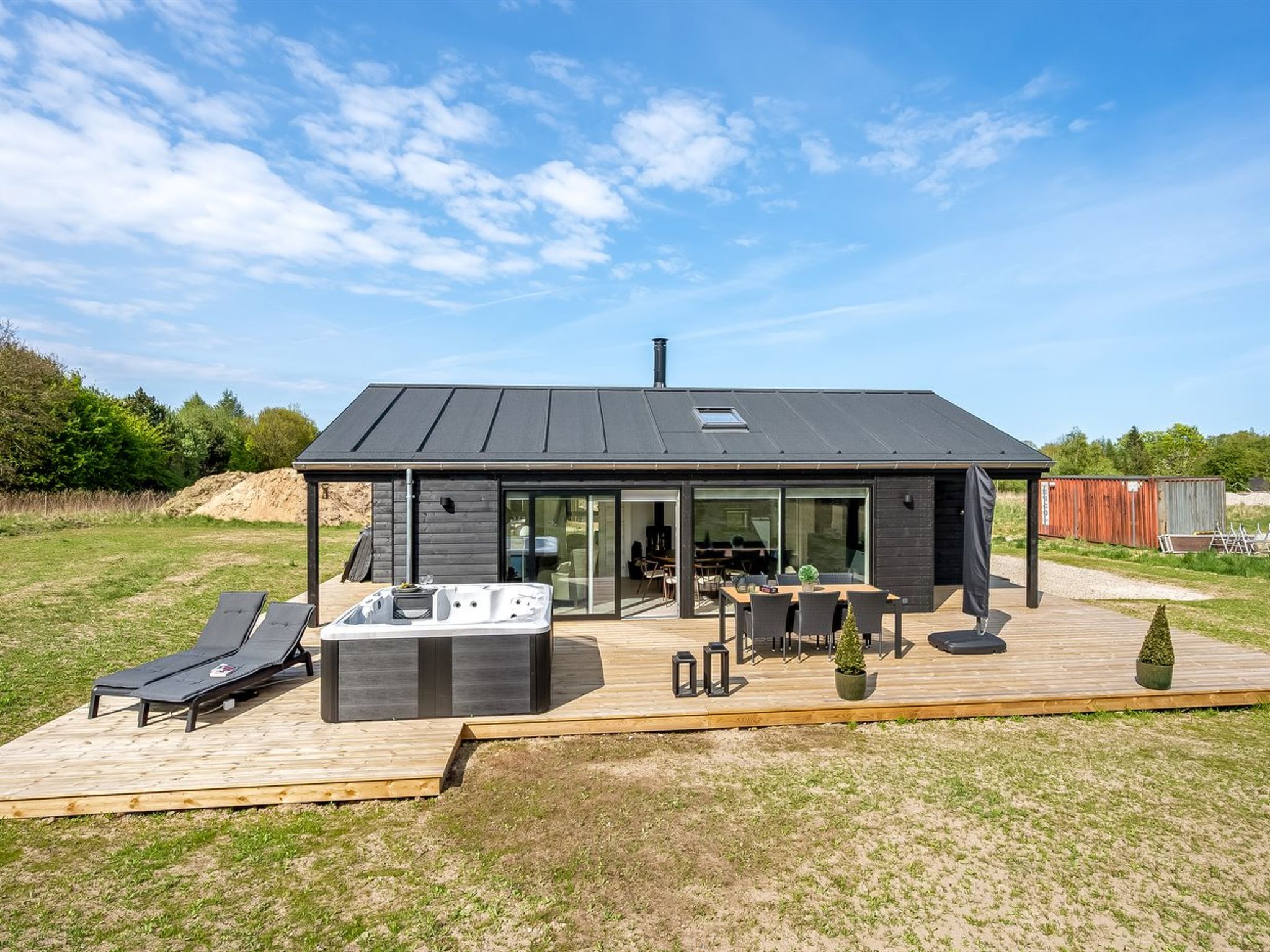 "Junis" - 900m from the sea