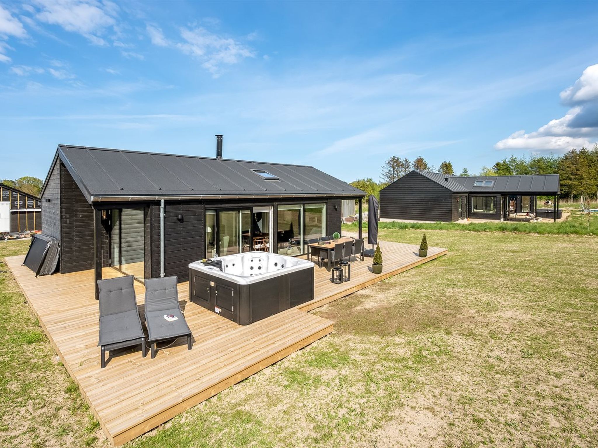 "Junis" - 900m from the sea - Draußen