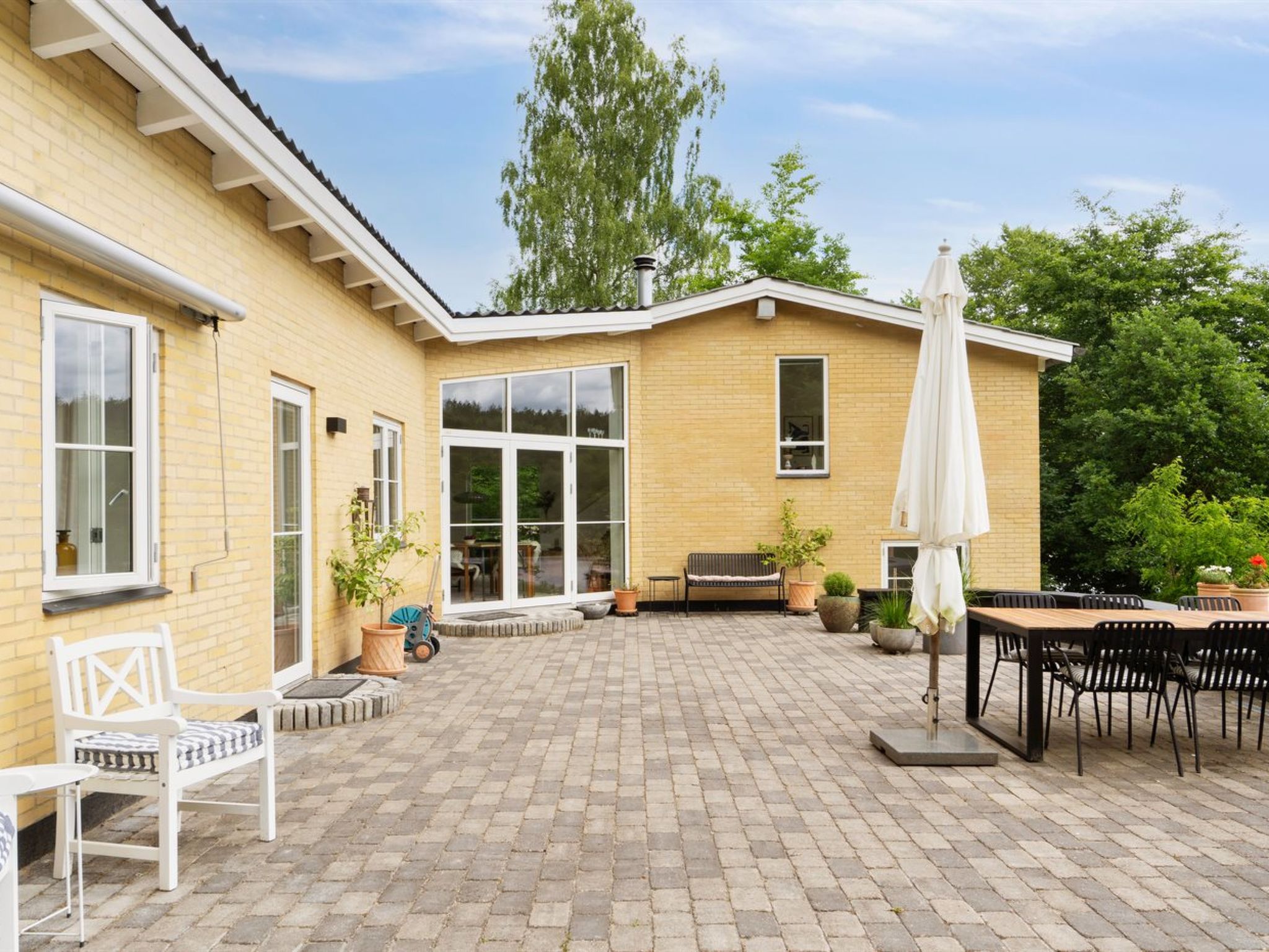 "Aswin"-Buiten