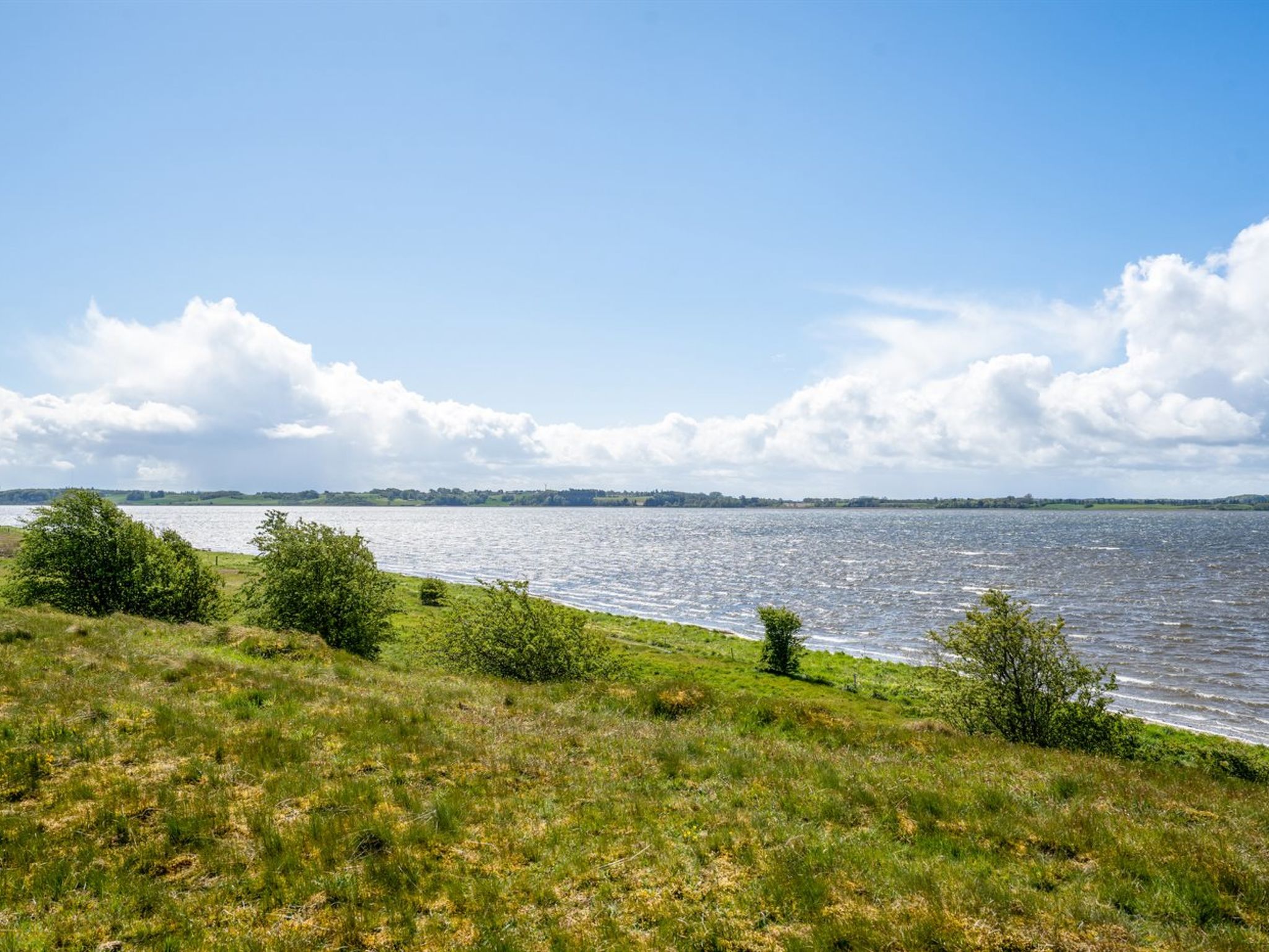 "Arleta" - 250m to the fjord-Buiten