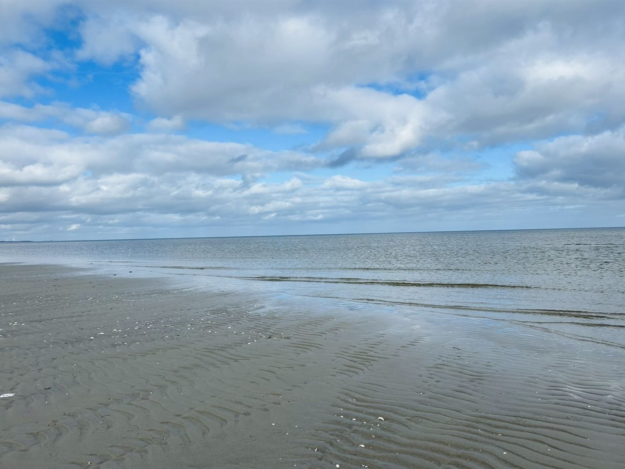 "Swale" - 500m from the sea