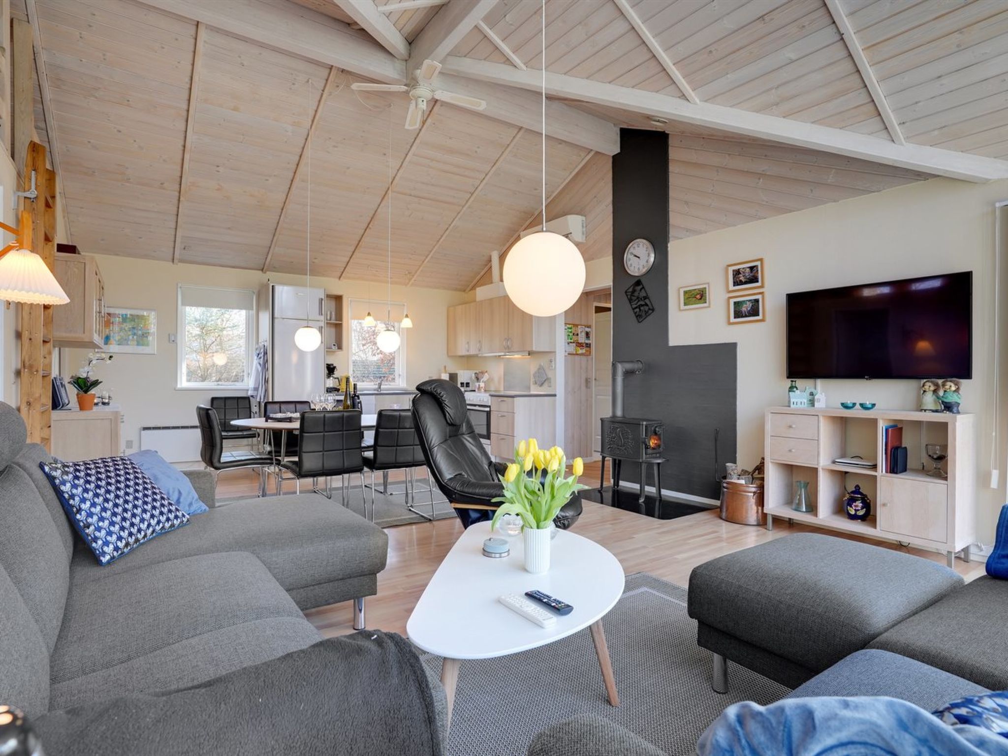 "Razmo" - 300m from the sea-Binnen
