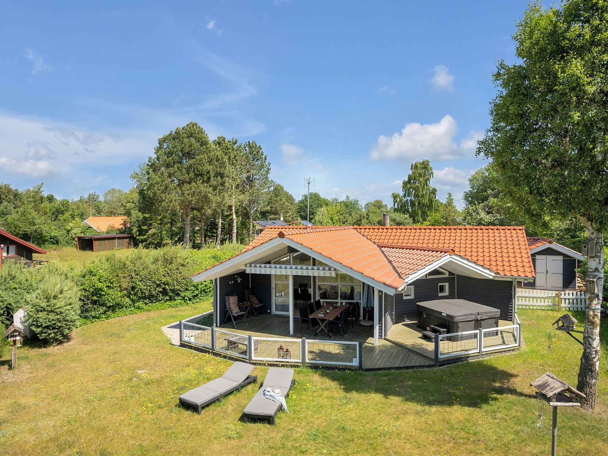 "Waltraud" - 500m from the sea
