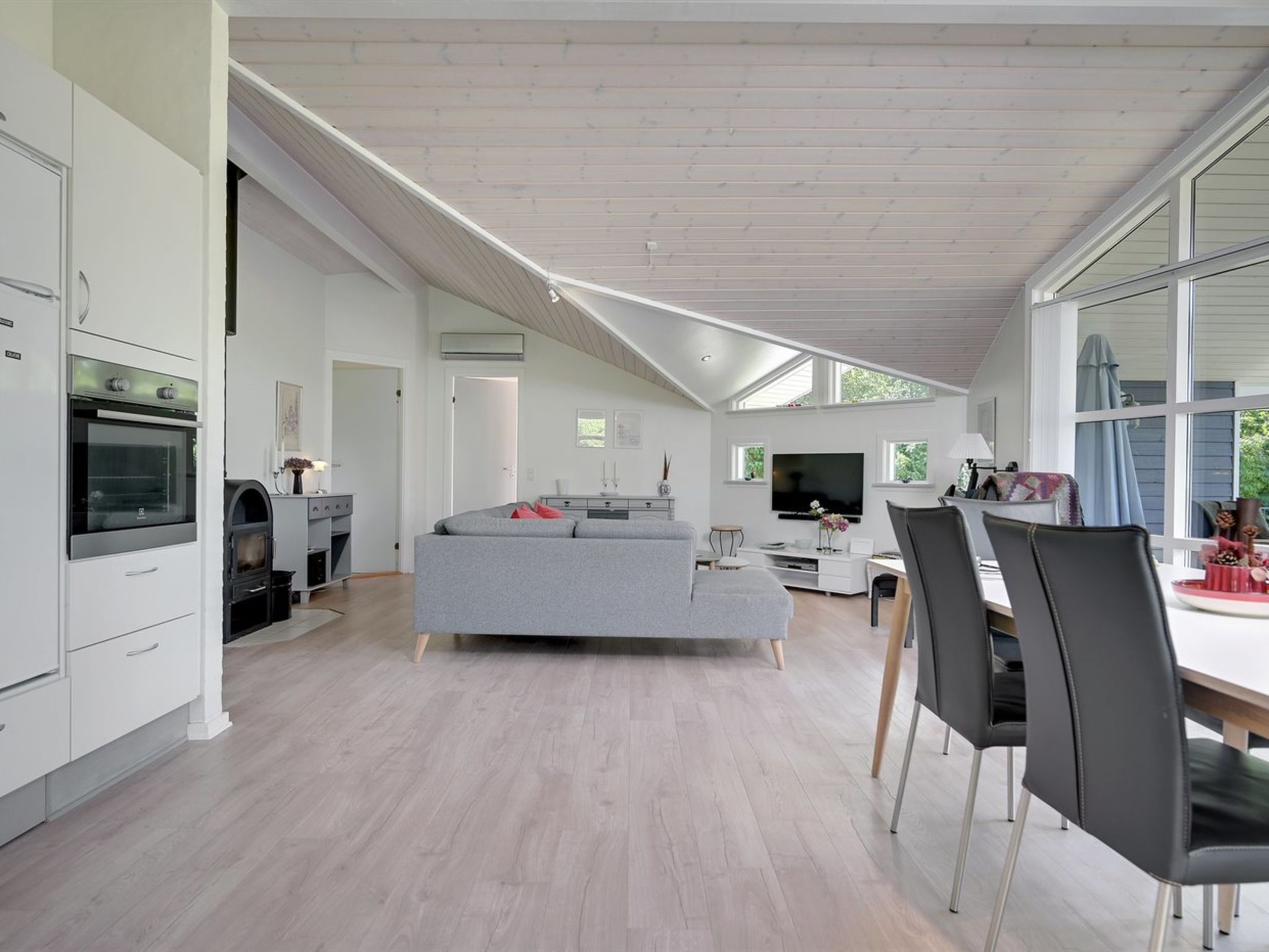"Waltraud" - 500m from the sea - Binnen