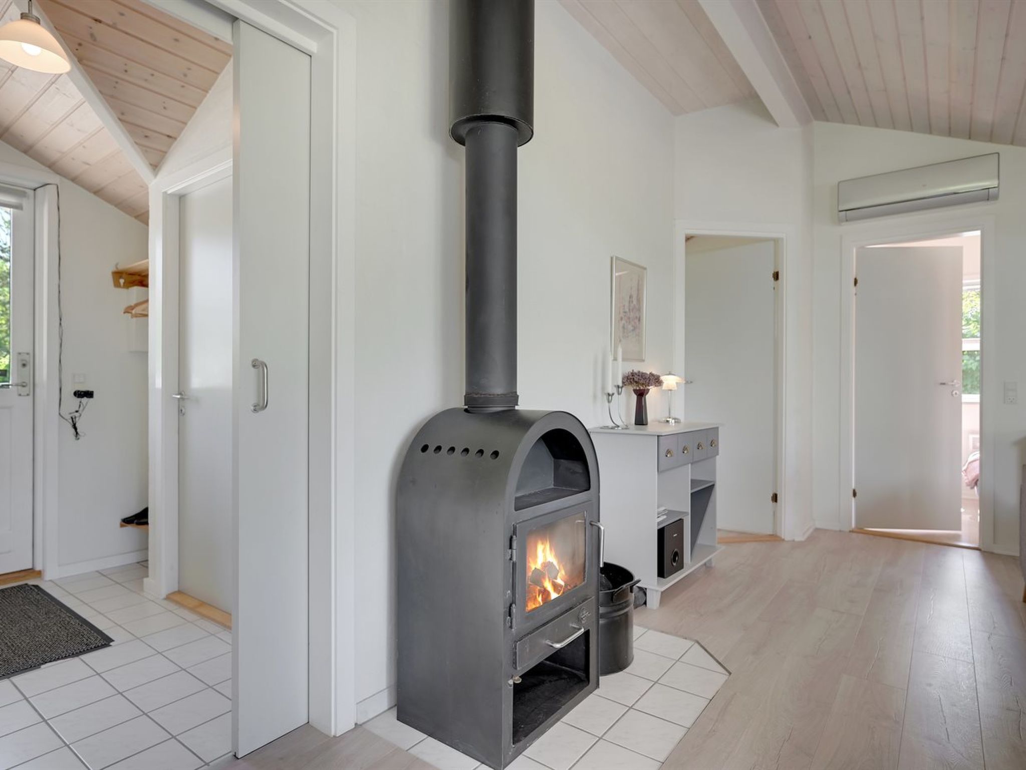 "Waltraud" - 500m from the sea - Binnen