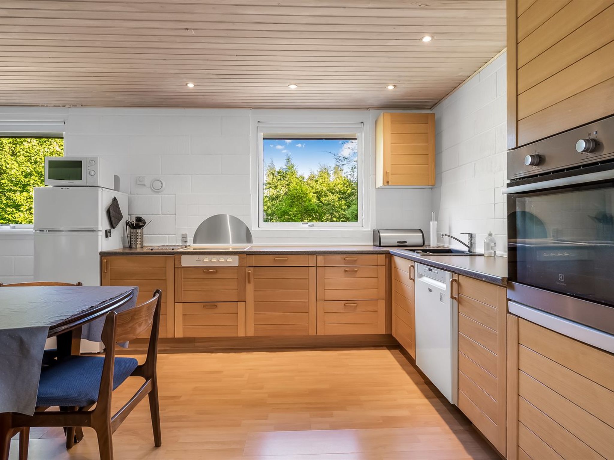 "Aamunde" - 600m from the sea-Drinnen
