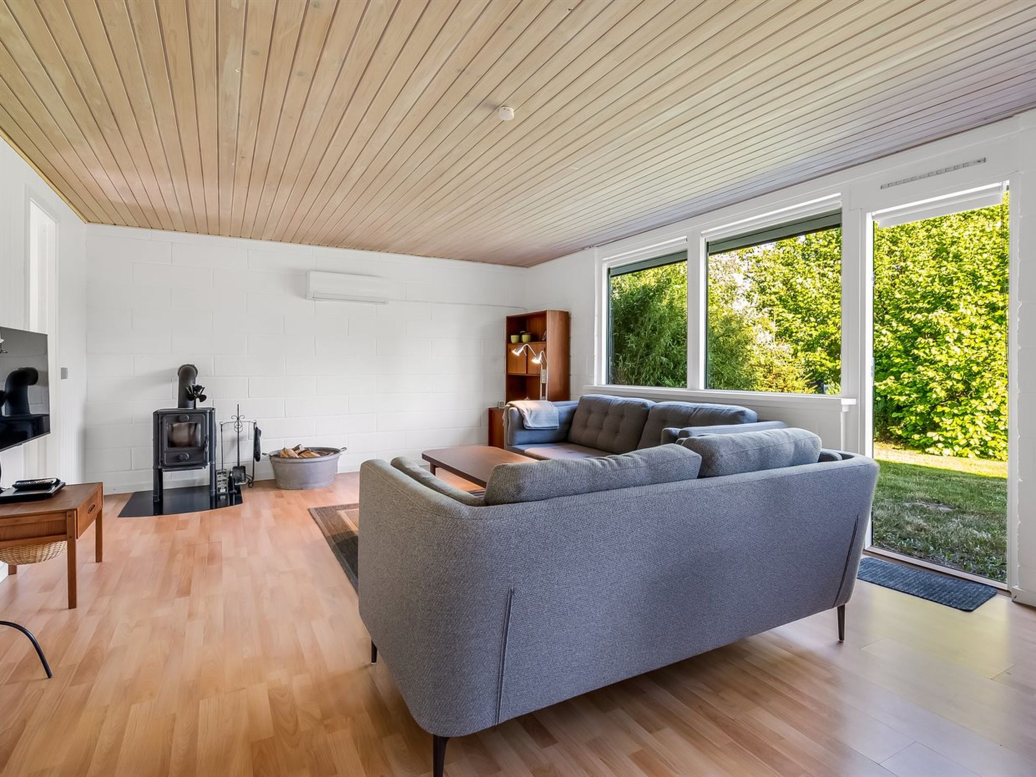 "Aamunde" - 600m from the sea-Drinnen