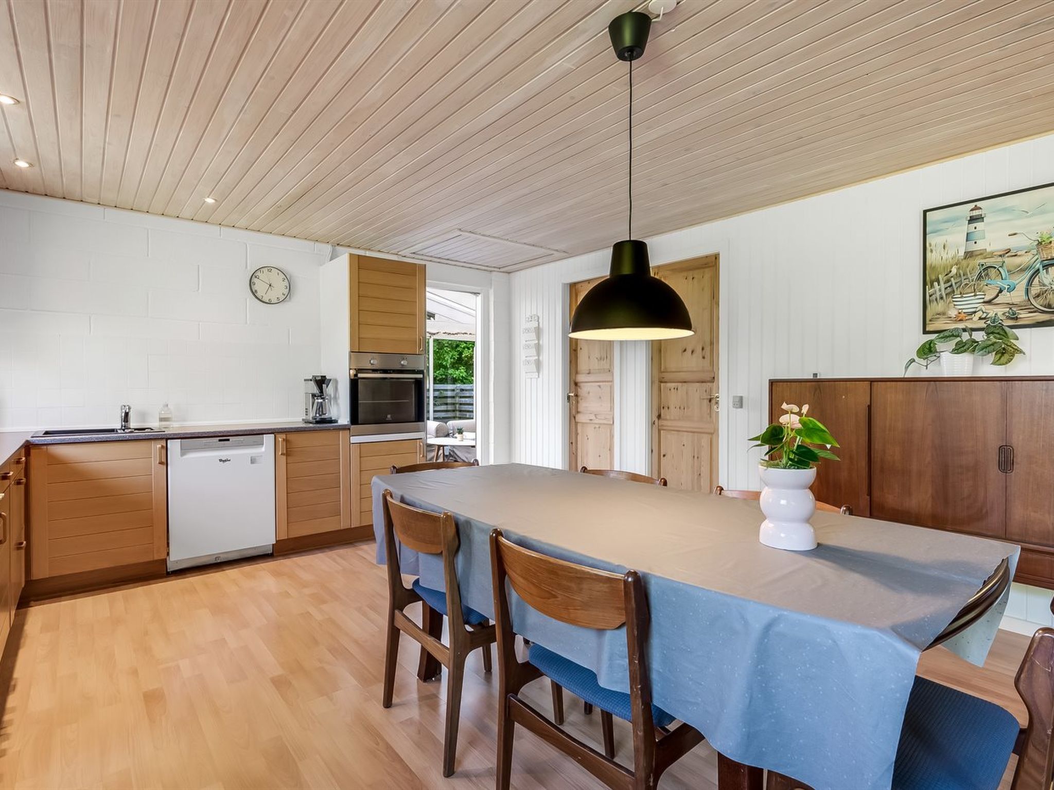 "Aamunde" - 600m from the sea-Drinnen