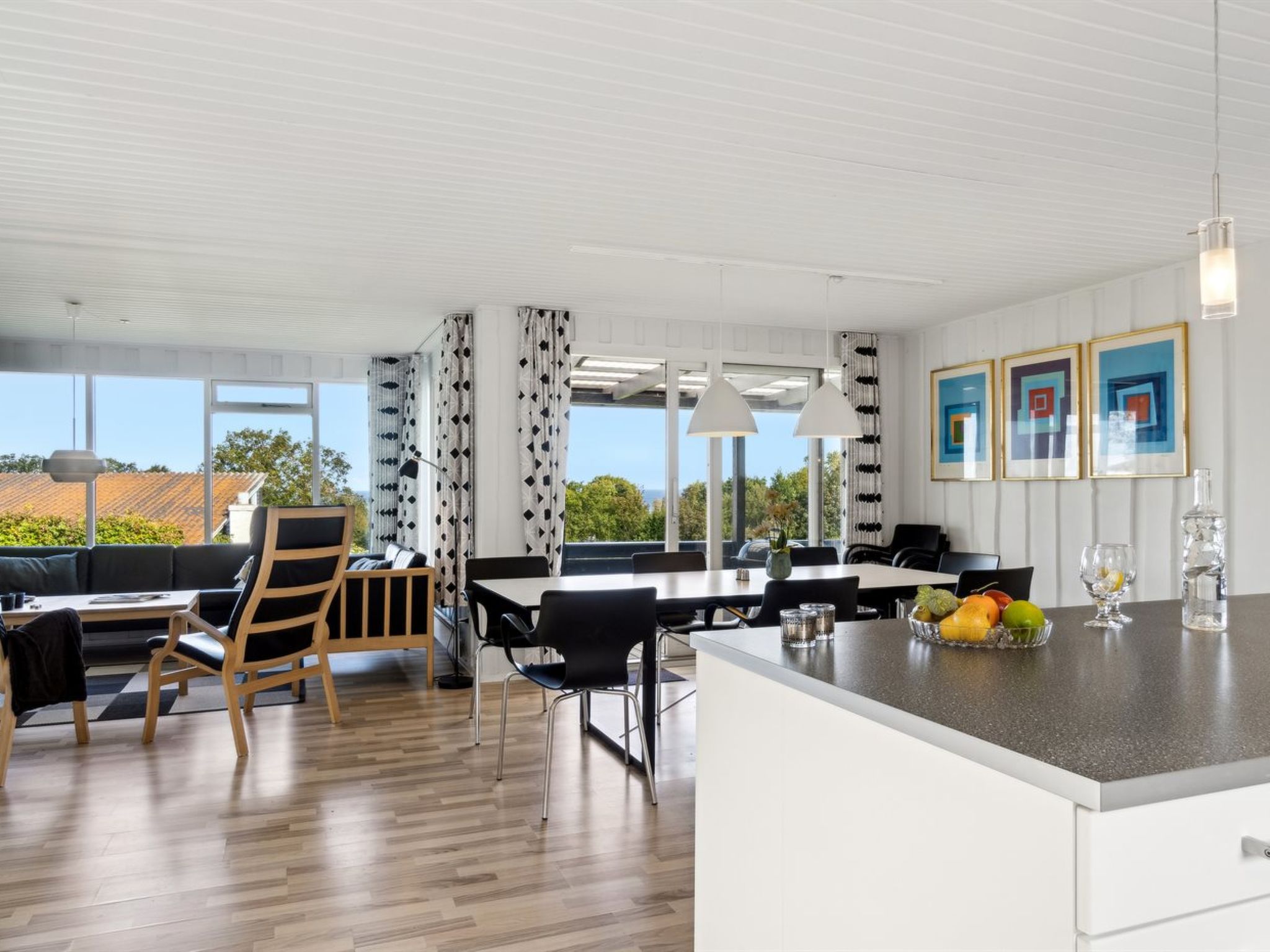 "Eliana" - 300m from the sea - Binnen